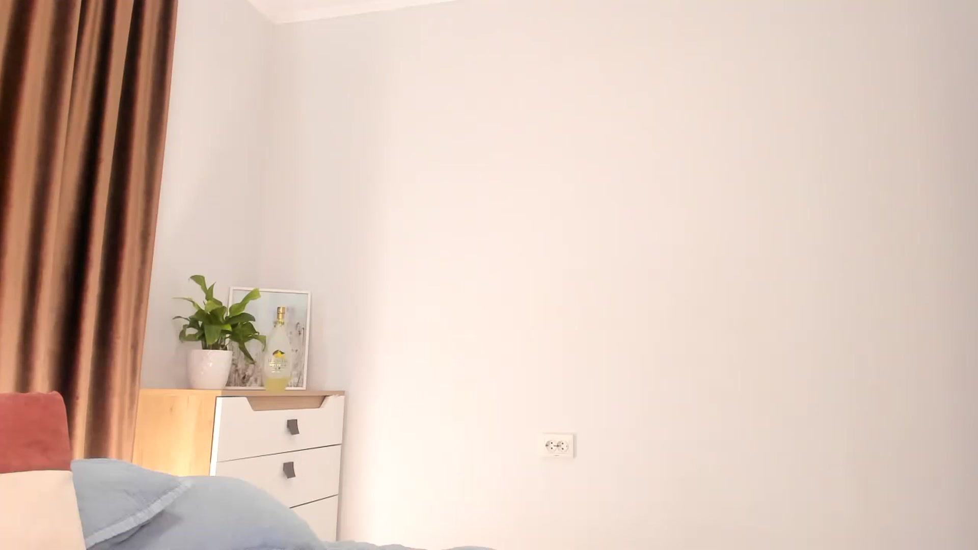 Gallery image thumbnail from Ana__xo's myfreecams stream on, 06/02/2024, 20:03 image 1 of 20