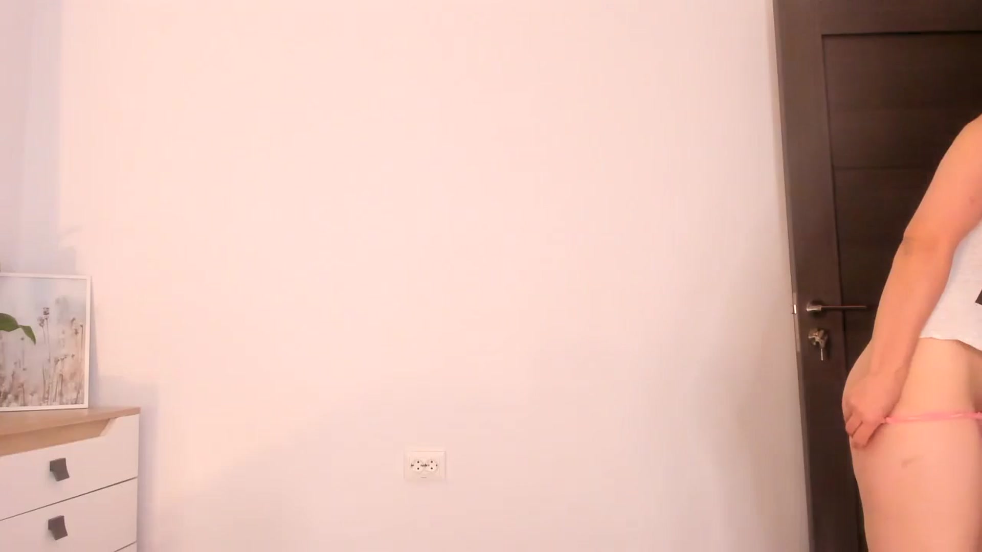 Gallery image thumbnail from Ana__xo's myfreecams stream on, 06/23/2024, 19:05 image 9 of 20