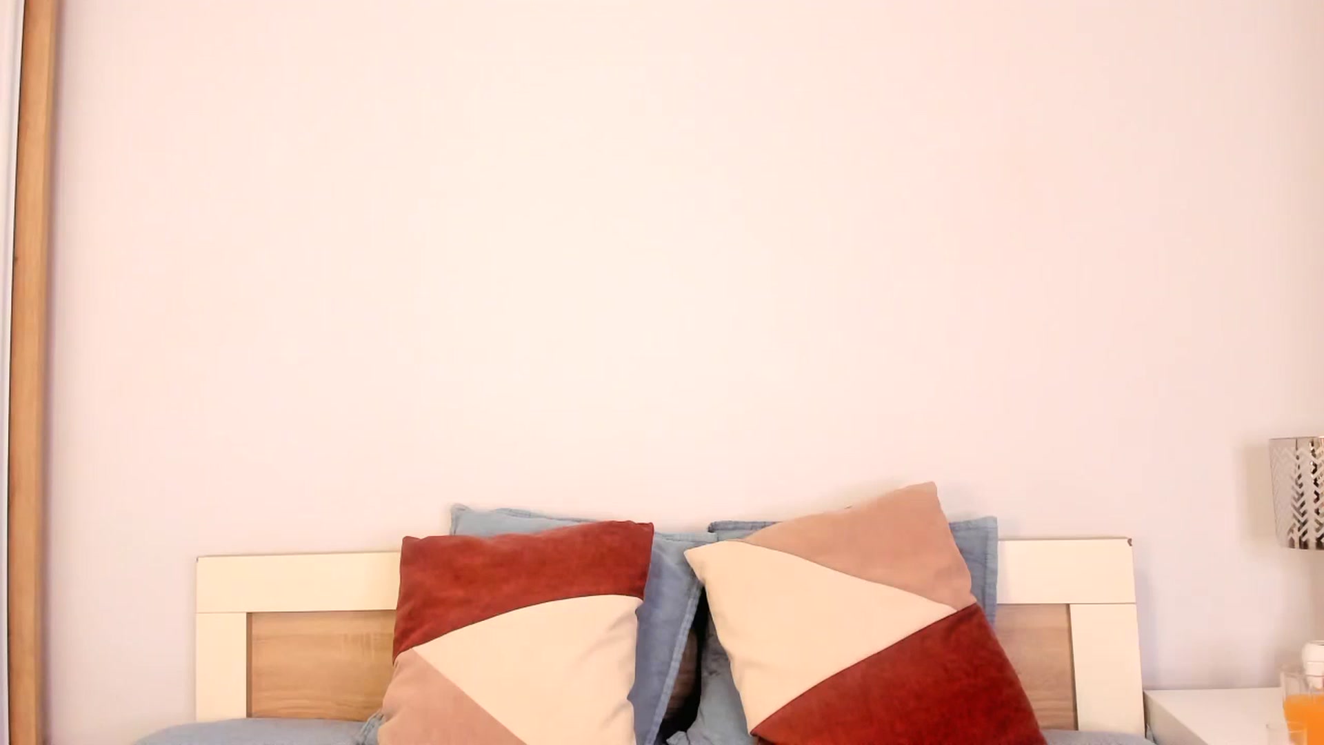 Gallery image thumbnail from Ana__xo's myfreecams stream on, 06/29/2024, 16:39 image 2 of 20