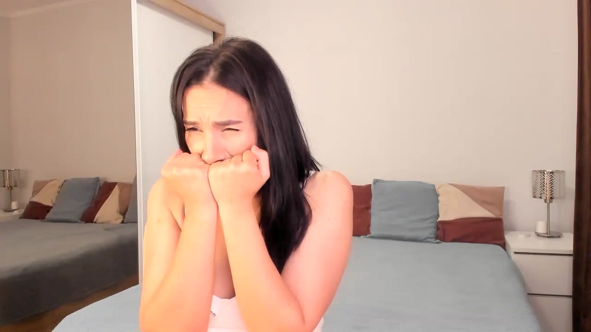 Gallery image thumbnail from Ana__xo's myfreecams stream on, 07/06/2024, 20:17 image 5 of 20