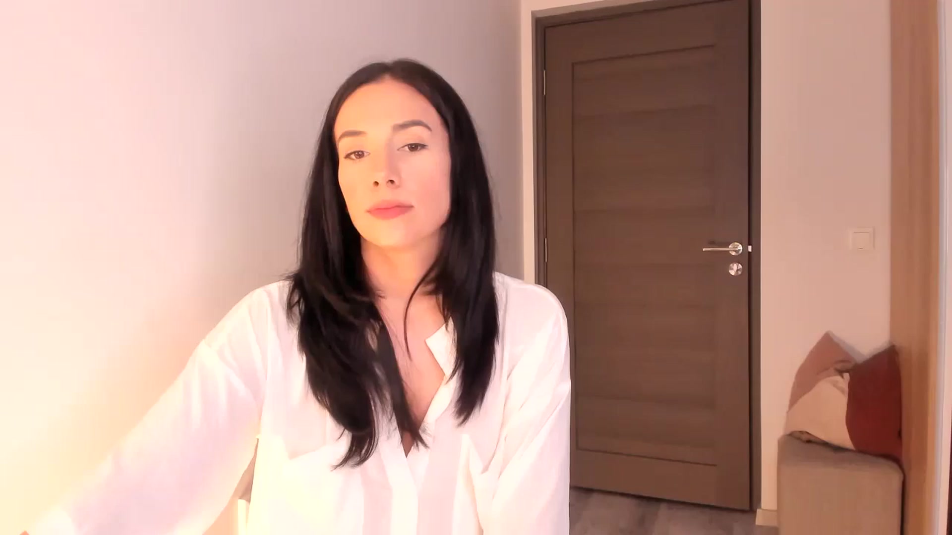 Gallery image thumbnail from Ana__xo's myfreecams stream on, 07/26/2024, 18:01 image 1 of 20