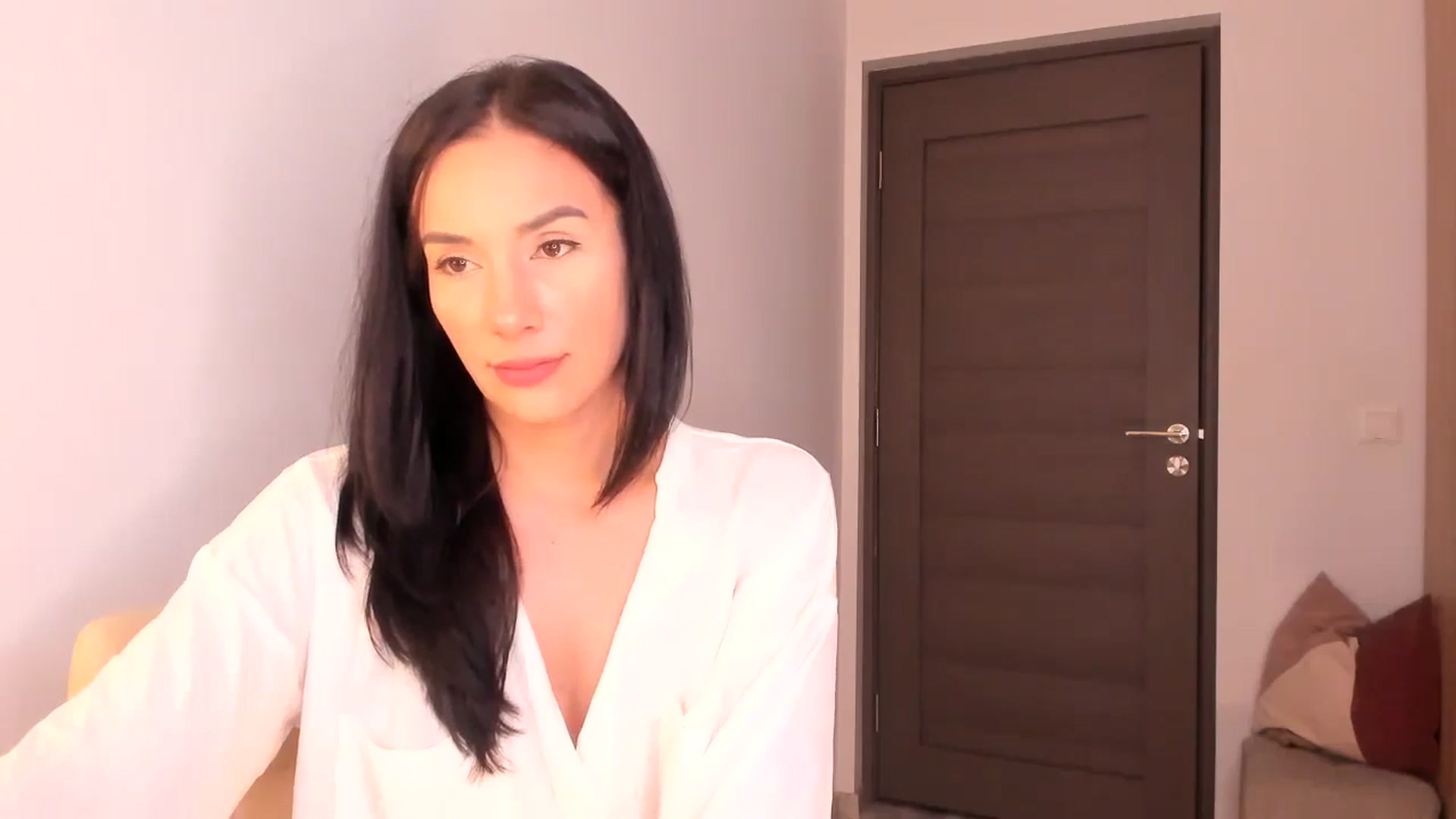 Gallery image thumbnail from Ana__xo's myfreecams stream on, 07/26/2024, 18:01 image 20 of 20
