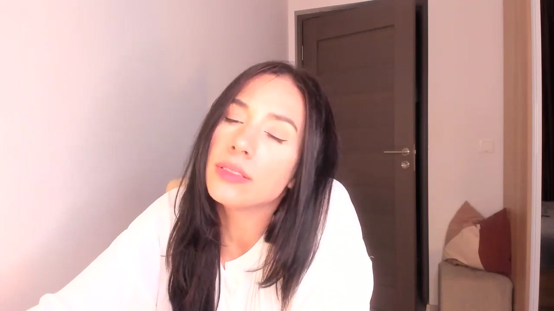Gallery image thumbnail from Ana__xo's myfreecams stream on, 07/26/2024, 20:16 image 12 of 20