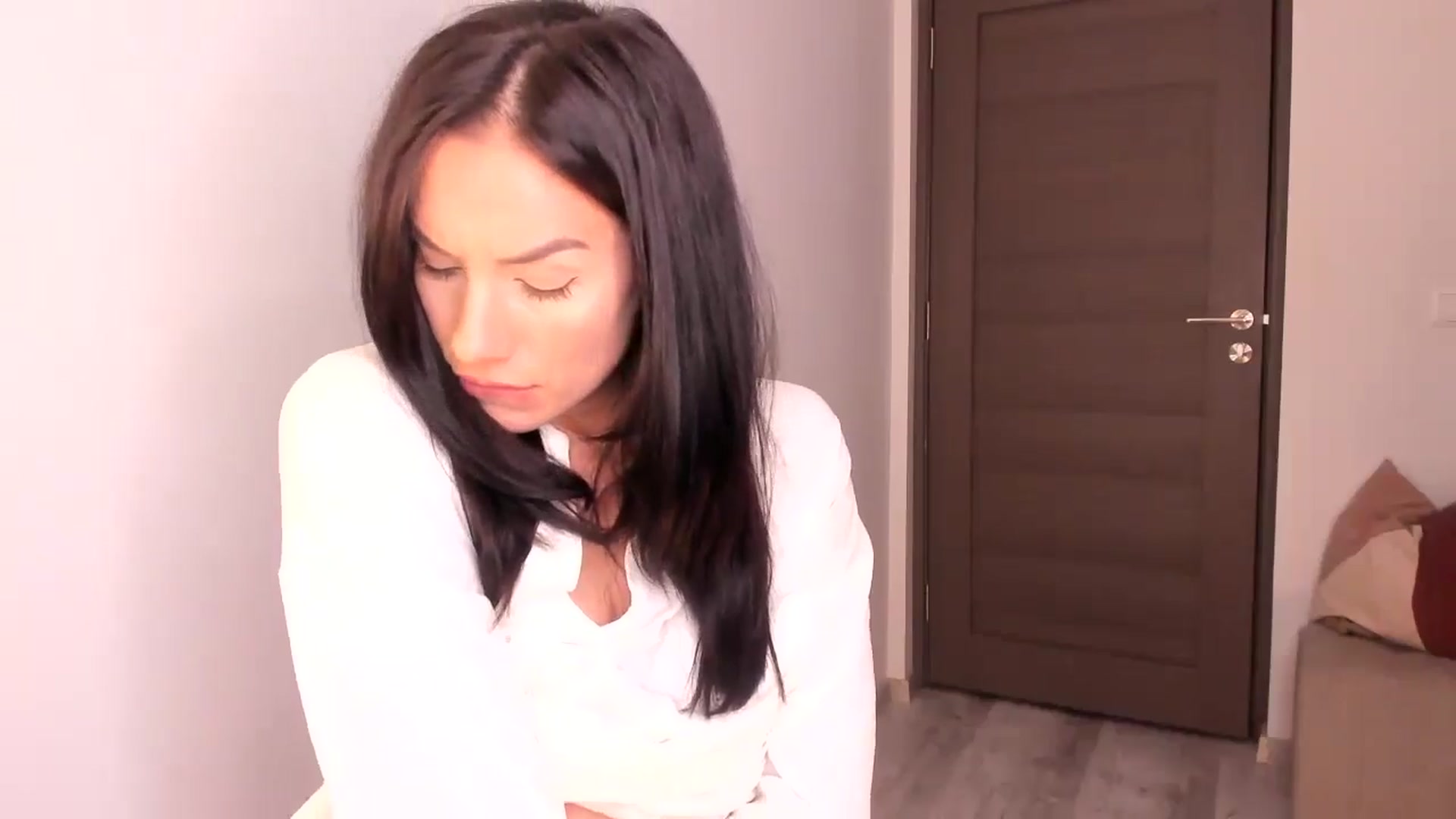 Gallery image thumbnail from Ana__xo's myfreecams stream on, 07/26/2024, 20:16 image 6 of 20