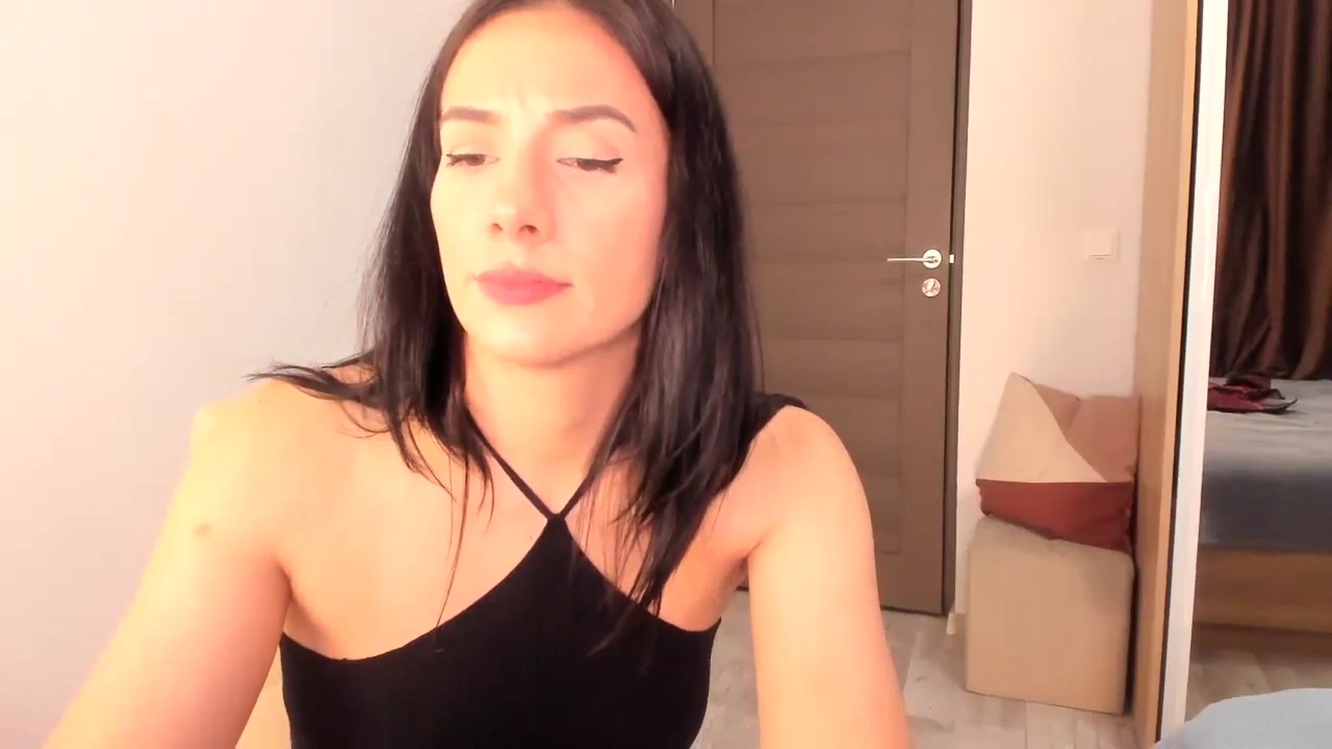 Gallery image thumbnail from Ana__xo's myfreecams stream on, 07/28/2024, 19:31 image 8 of 20