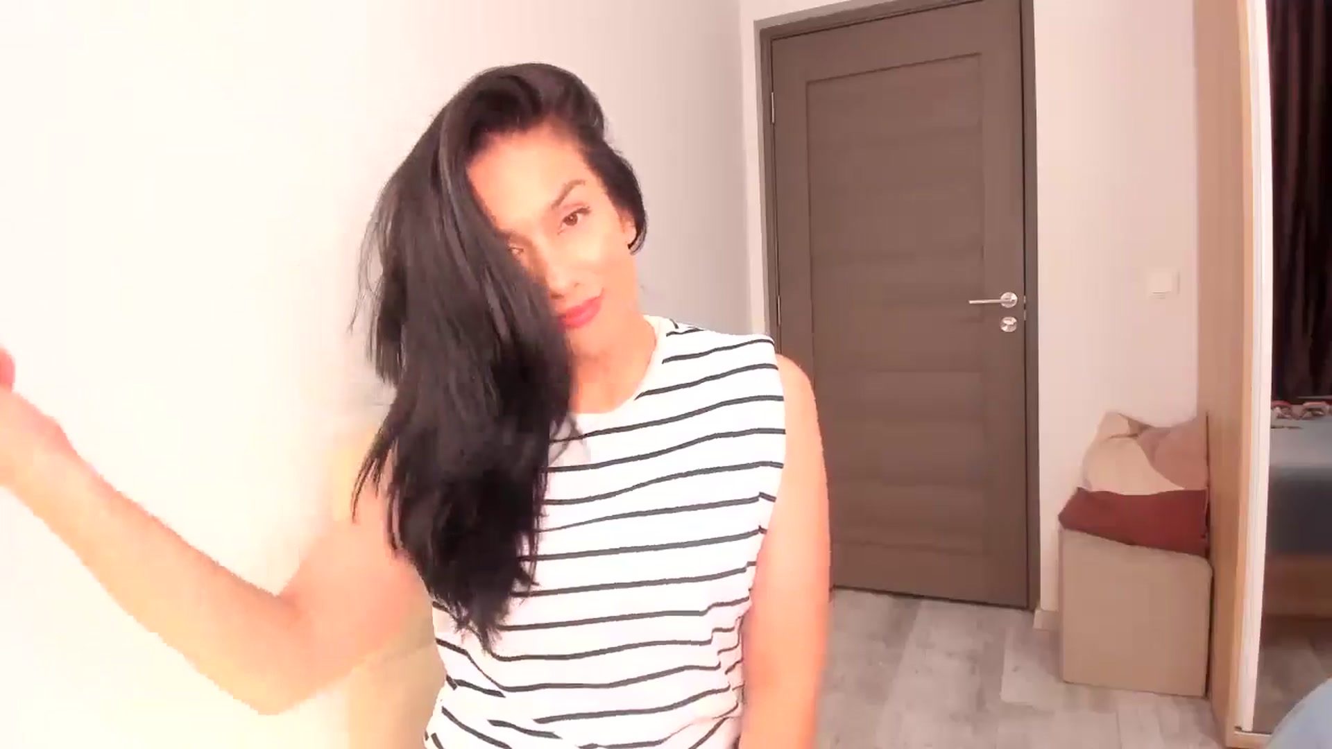 Gallery image thumbnail from Ana__xo's myfreecams stream on, 08/06/2024, 19:22 image 7 of 20
