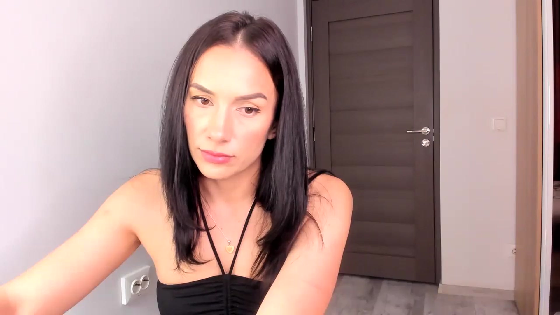 Gallery image thumbnail from Ana__xo's myfreecams stream on, 09/08/2024, 16:12 image 5 of 20