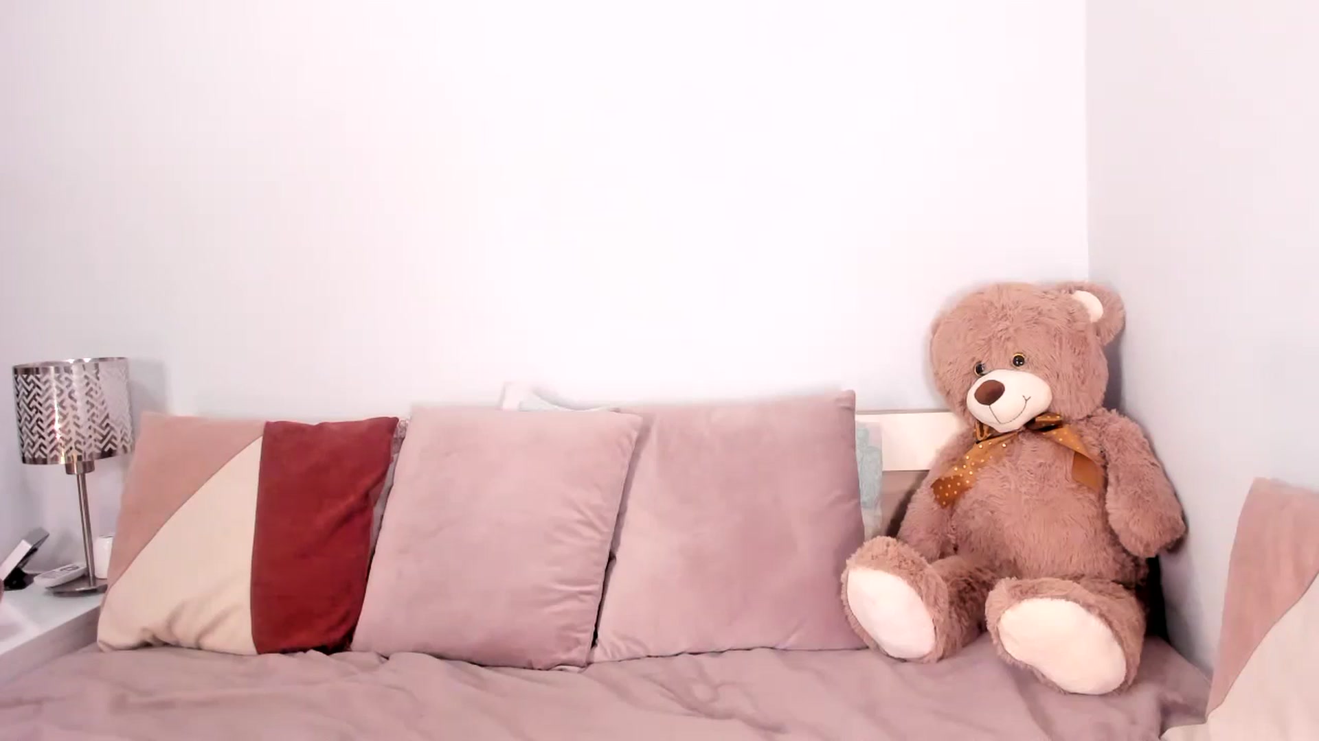 Gallery image thumbnail from Ana__xo's myfreecams stream on, 11/29/2024, 17:01 image 12 of 20