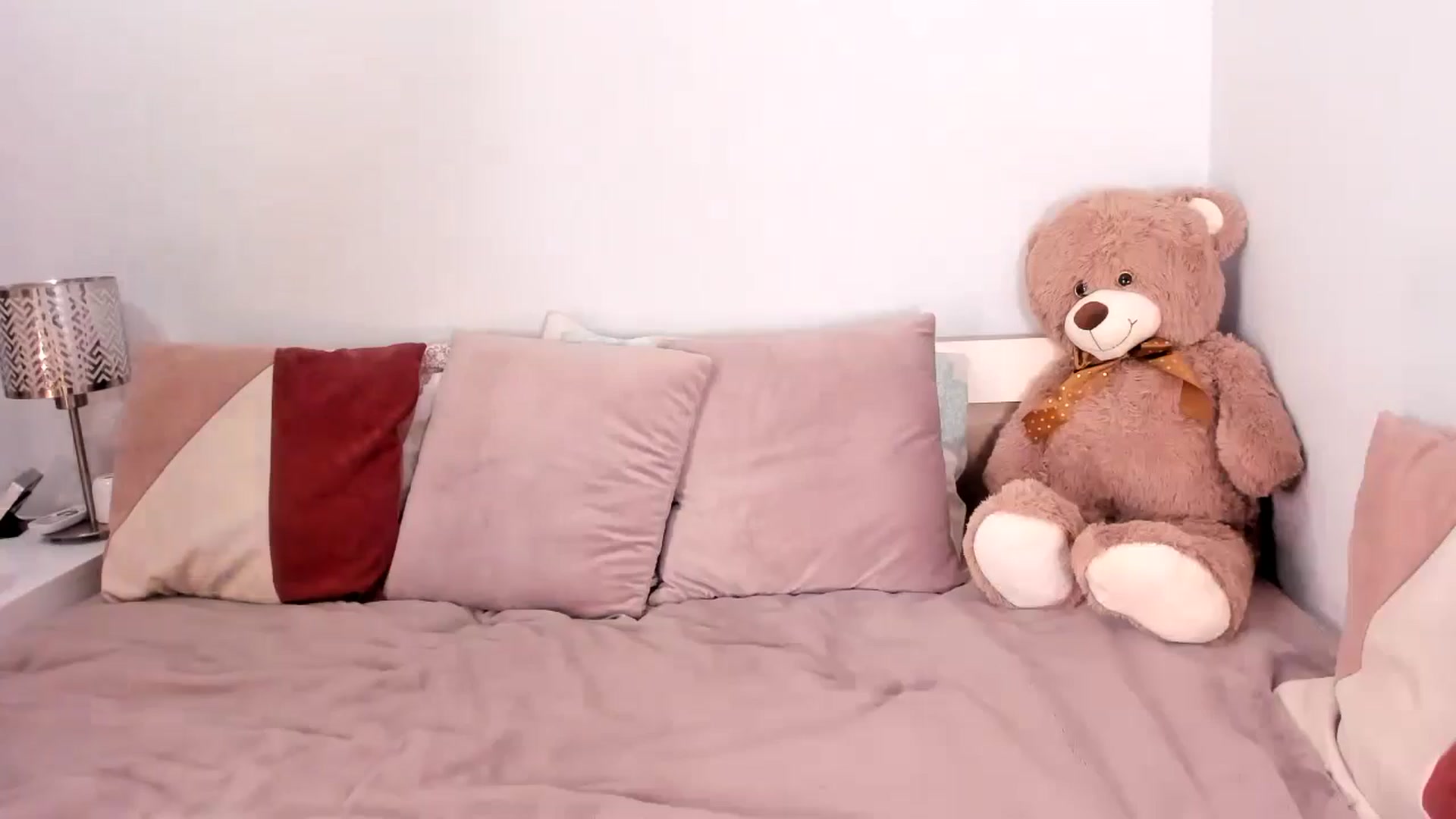 Gallery image thumbnail from Ana__xo's myfreecams stream on, 11/29/2024, 17:01 image 19 of 20