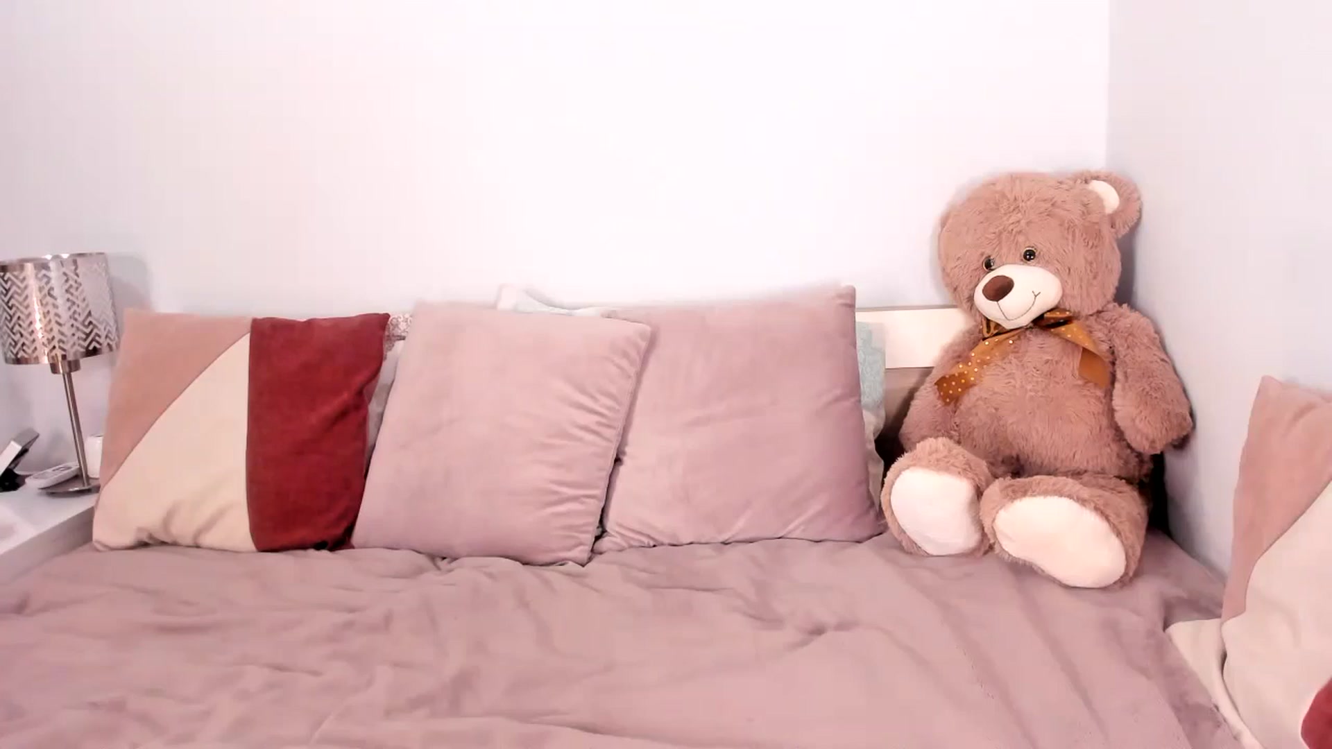 Gallery image thumbnail from Ana__xo's myfreecams stream on, 11/29/2024, 17:01 image 20 of 20