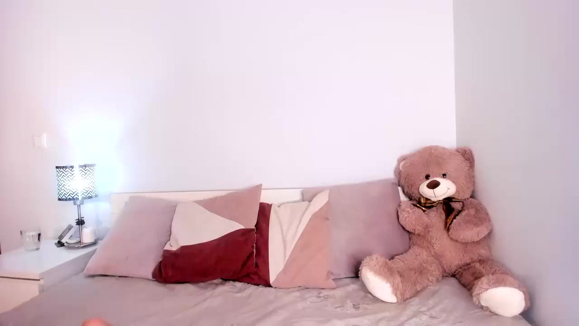 Gallery image thumbnail from Ana__xo's myfreecams stream on, 12/05/2024, 17:52 image 1 of 20