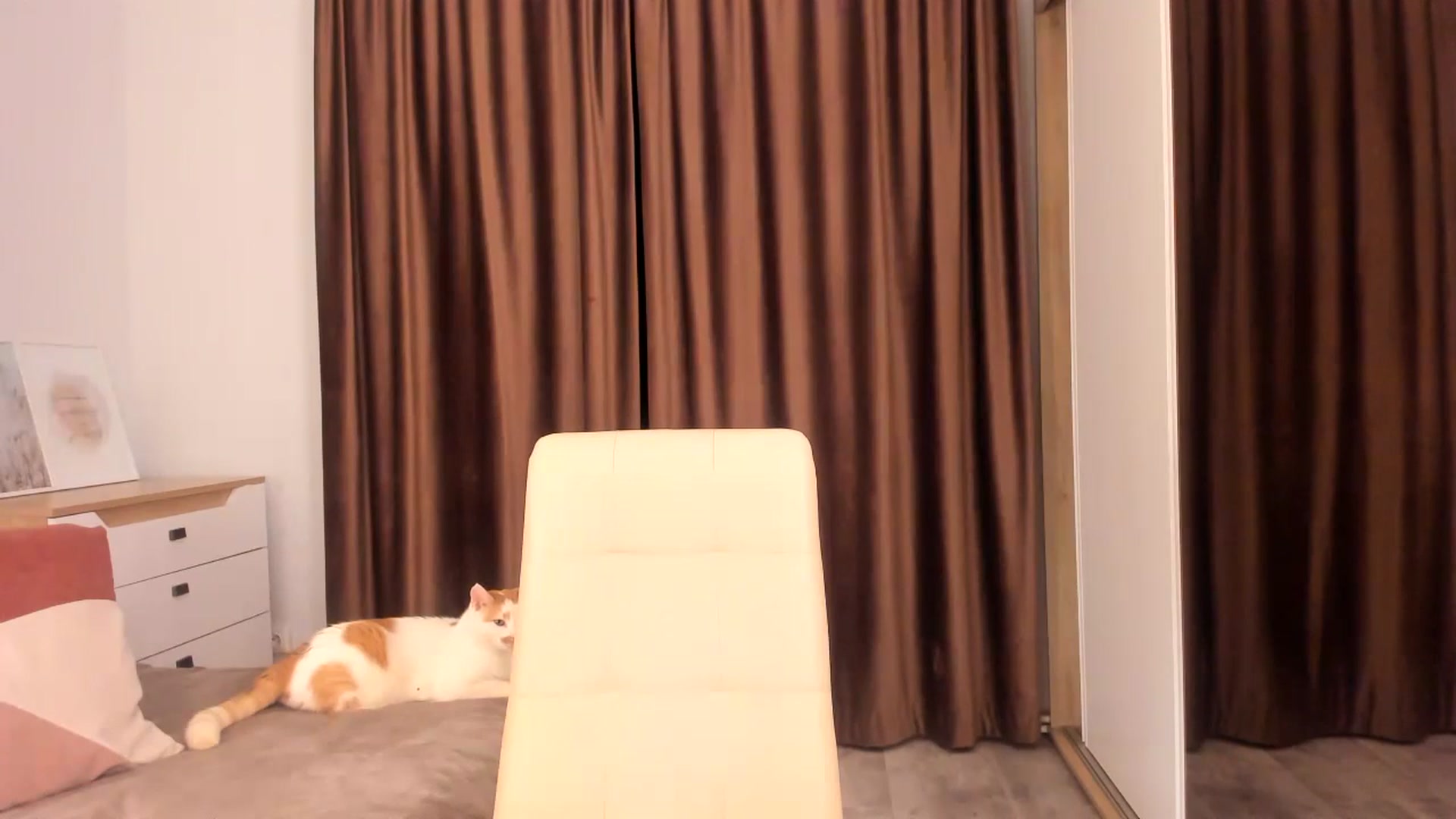 Gallery image thumbnail from Ana__xo's myfreecams stream on, 01/09/2025, 19:23 image 6 of 20