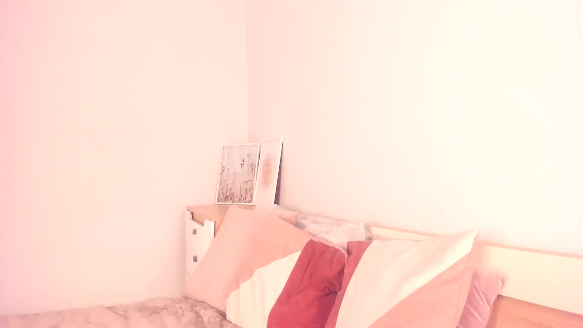 Gallery image thumbnail from Ana__xo's myfreecams stream on, 02/24/2025, 18:14 image 18 of 20