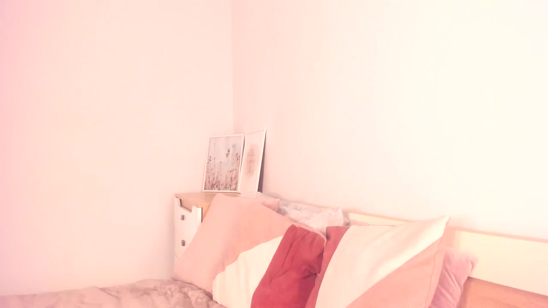 Gallery image thumbnail from Ana__xo's myfreecams stream on, 02/24/2025, 18:14 image 17 of 20