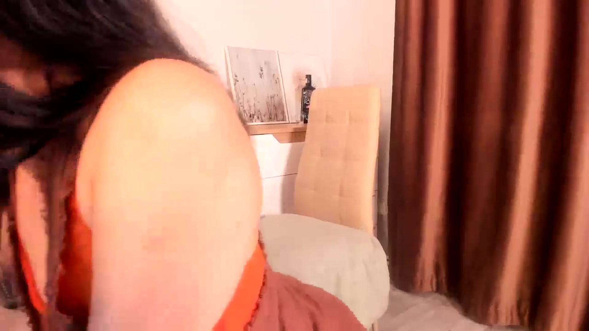 Gallery image thumbnail from Ana__xo's myfreecams stream on, 05/17/2025, 18:21 image 7 of 20