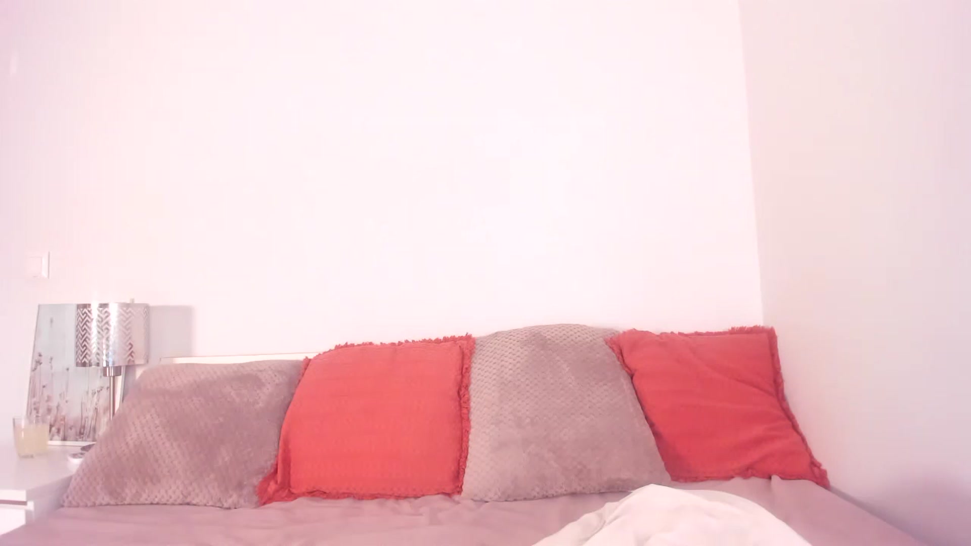 Gallery image thumbnail from Ana__xo's myfreecams stream on, 07/31/2025, 18:03 image 3 of 20