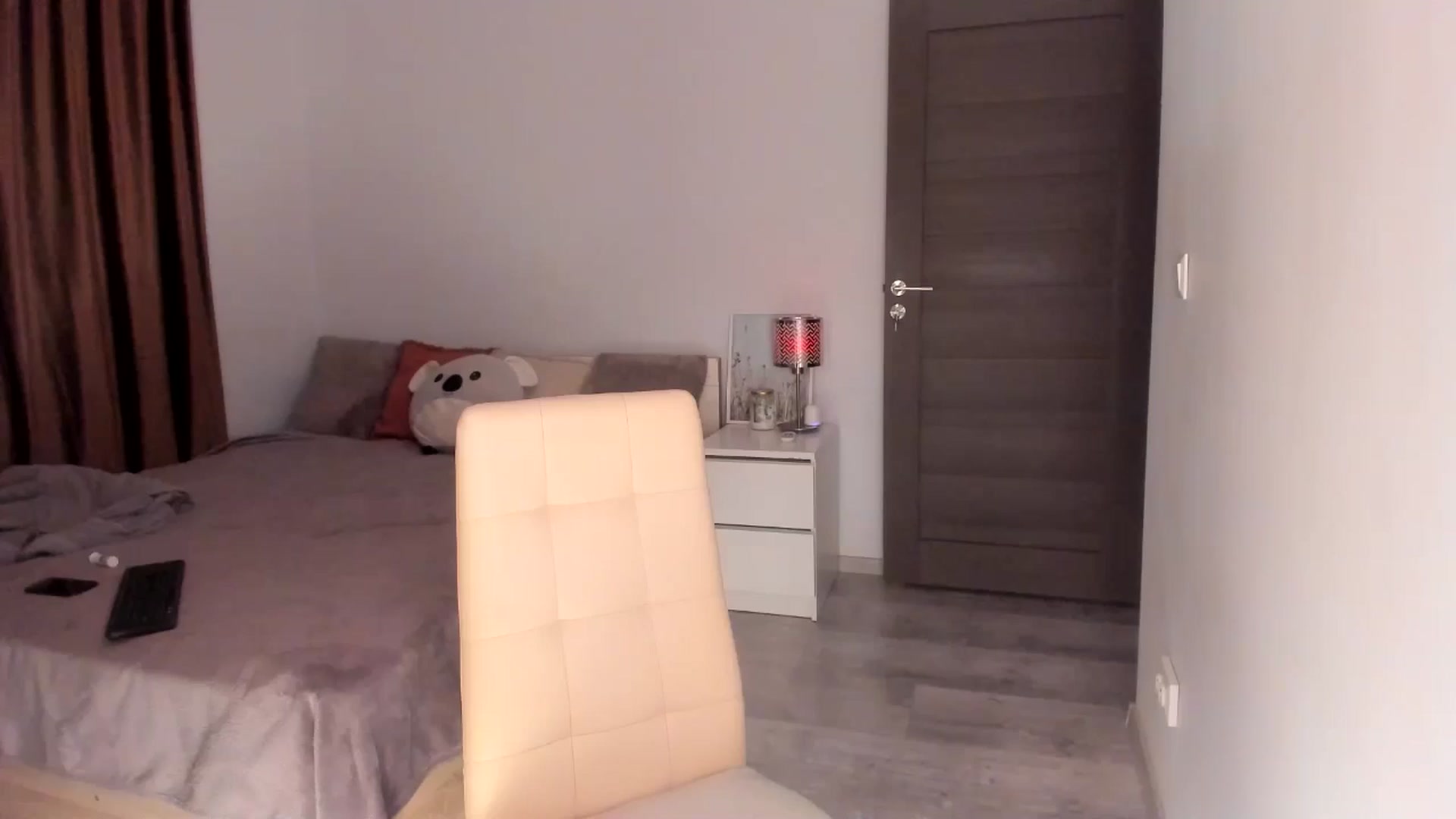 Gallery image thumbnail from Ana__xo's myfreecams stream on, 09/26/2025, 19:15 image 18 of 20