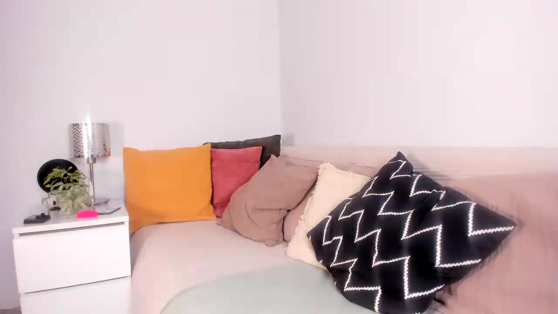 Gallery image thumbnail from Ana__xo's myfreecams stream on, 08/29/2026, 20:17 image 20 of 20