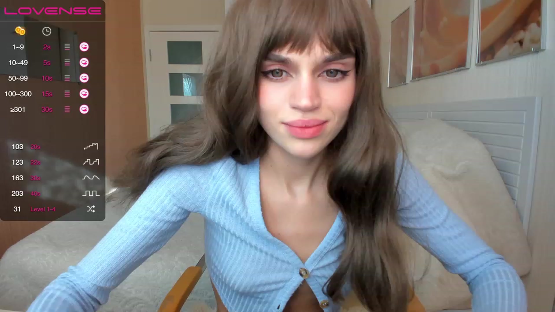Gallery image thumbnail from Ana_bananana's myfreecams stream on, 11/16/2022, 07:47 image 18 of 20