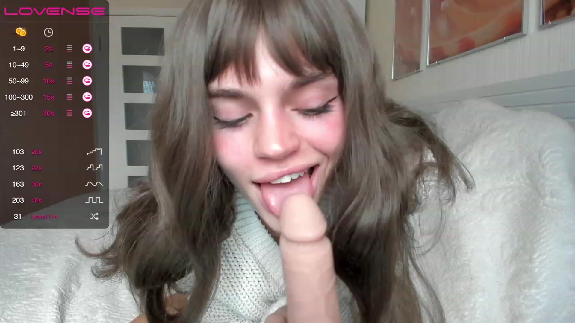 Gallery image thumbnail from Ana_bananana's myfreecams stream on, 11/17/2022, 07:00 image 9 of 20