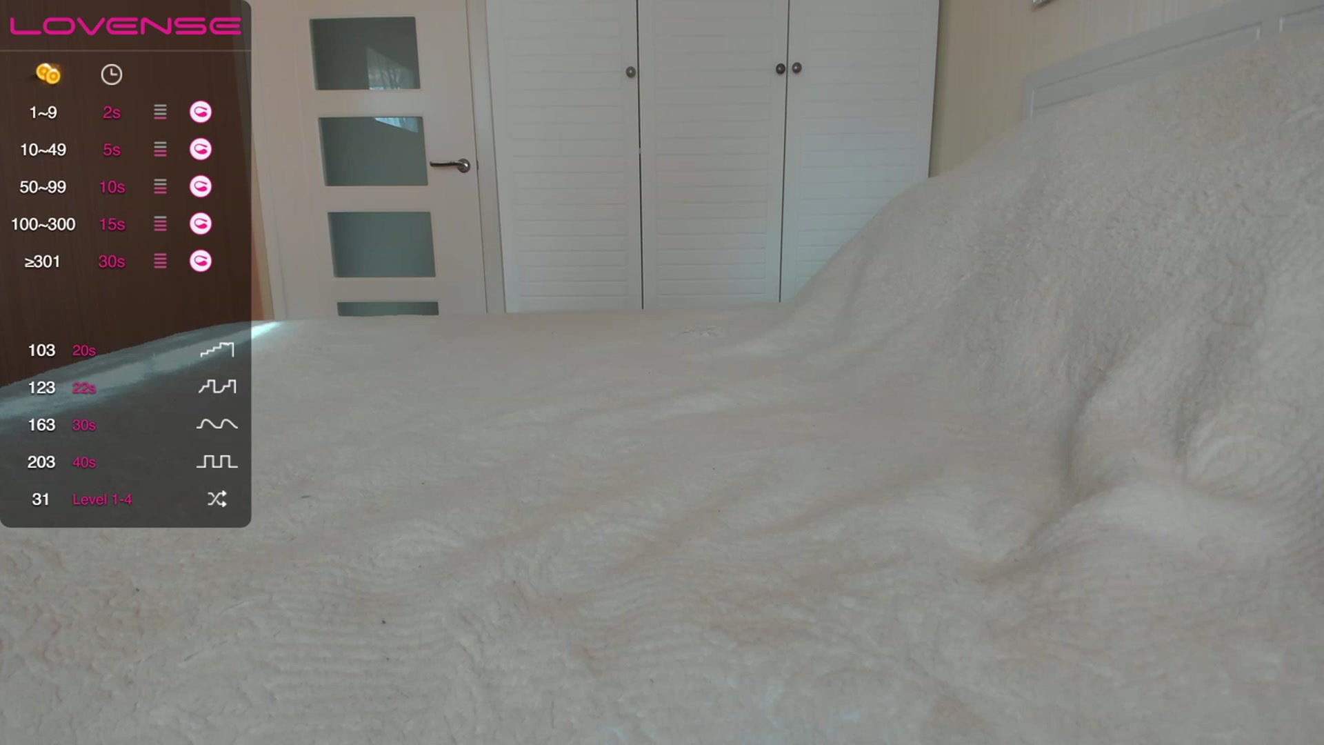 Gallery image thumbnail from Ana_bananana's myfreecams stream on, 11/18/2022, 08:08 image 17 of 20