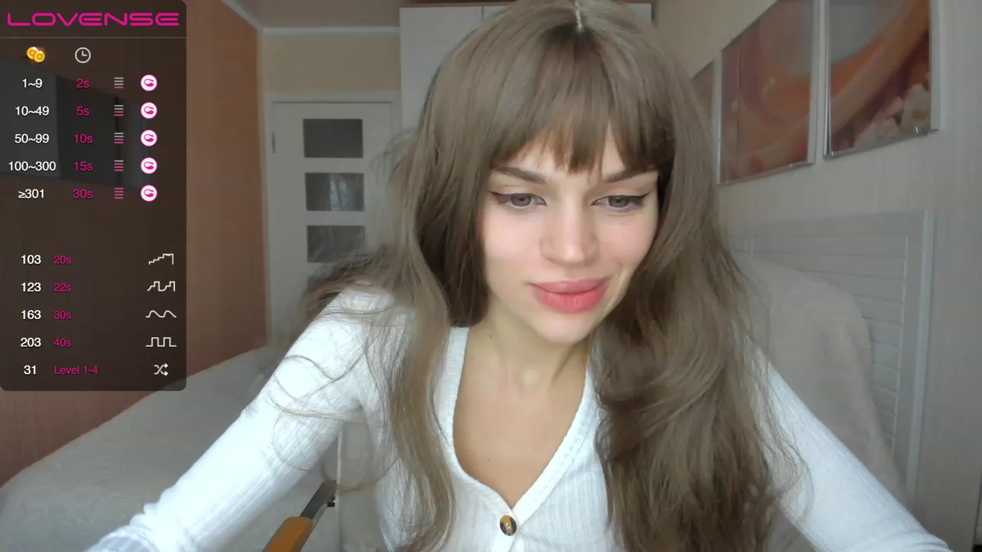 Gallery image thumbnail from Ana_bananana's myfreecams stream on, 12/05/2022, 06:19 image 4 of 20