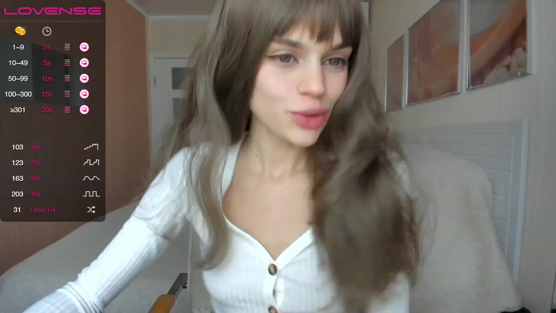 Gallery image thumbnail from Ana_bananana's myfreecams stream on, 12/05/2022, 06:19 image 5 of 20