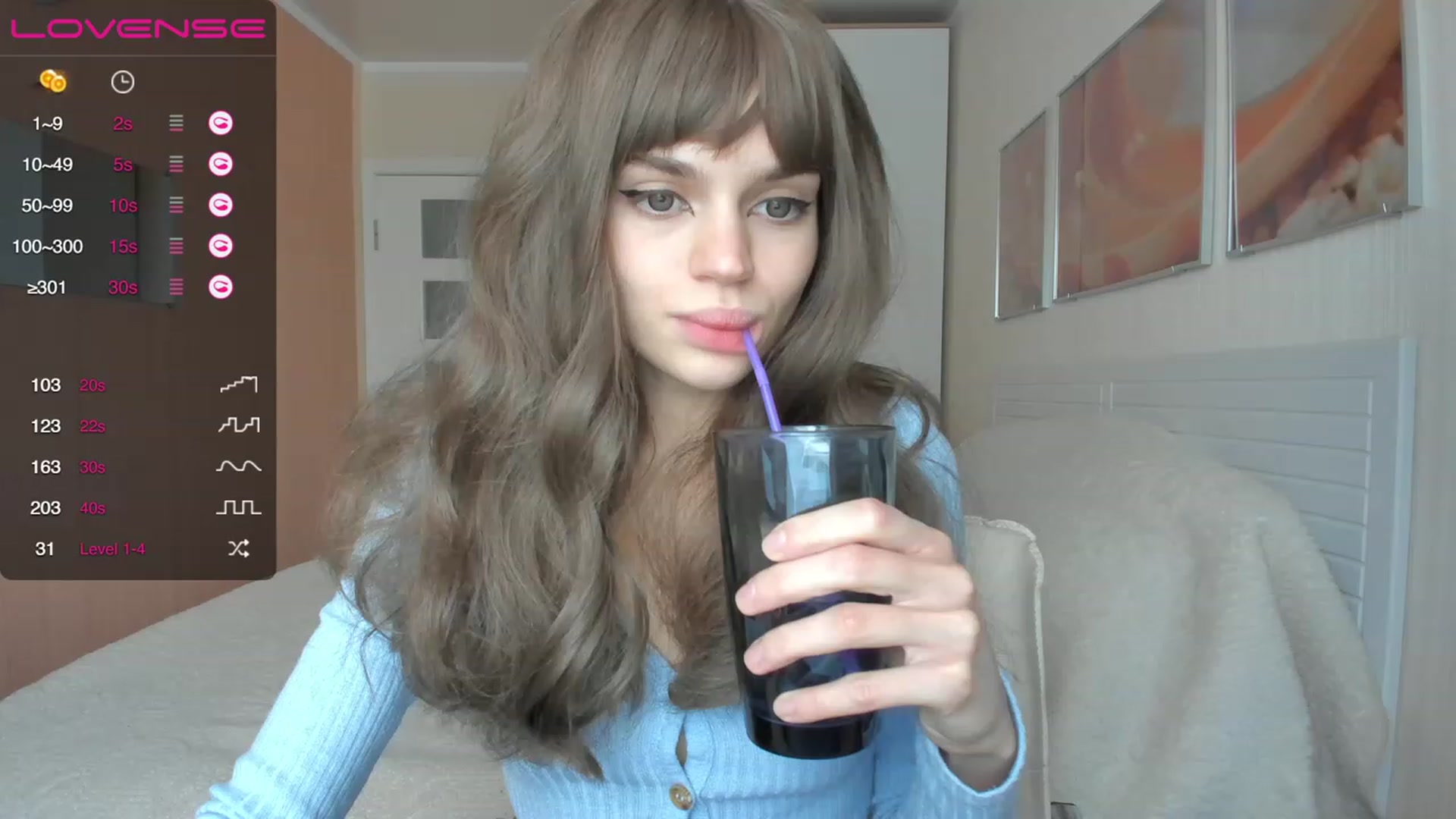 Gallery image thumbnail from Ana_bananana's myfreecams stream on, 12/06/2022, 06:19 image 3 of 20