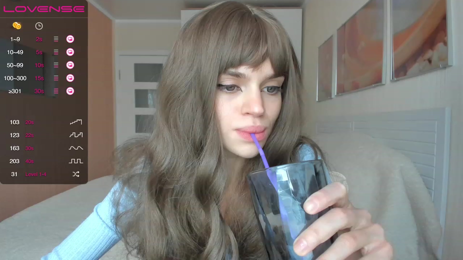 Gallery image thumbnail from Ana_bananana's myfreecams stream on, 12/06/2022, 06:19 image 11 of 20