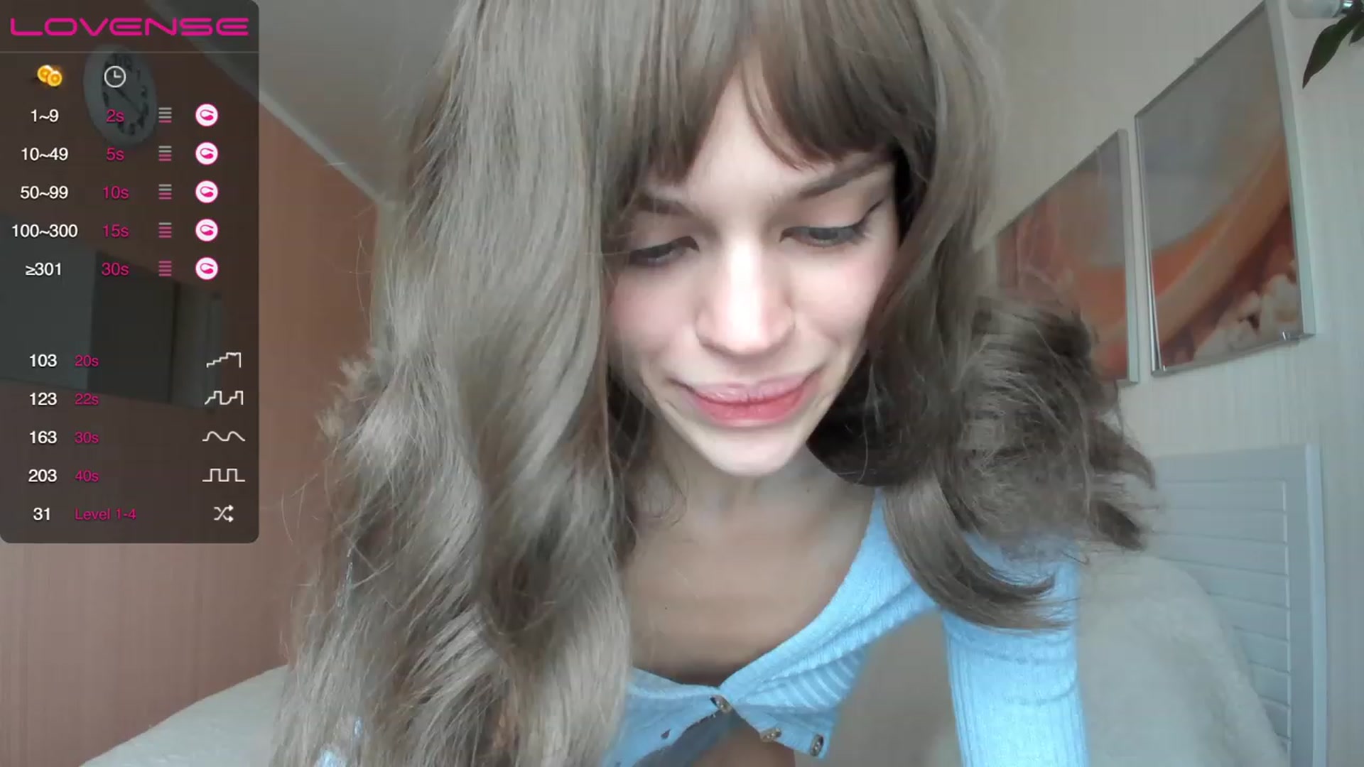 Gallery image thumbnail from Ana_bananana's myfreecams stream on, 12/12/2022, 06:49 image 11 of 20