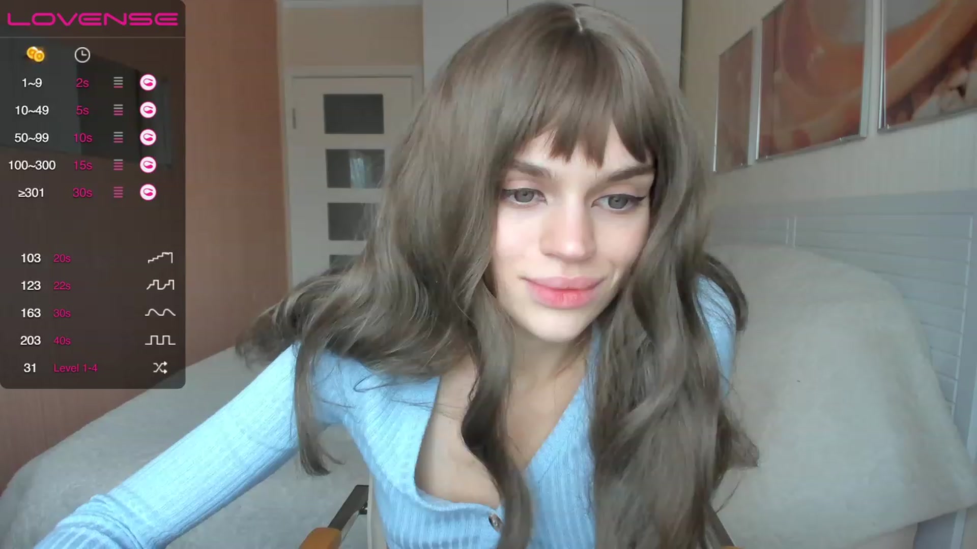 Gallery image thumbnail from Ana_bananana's myfreecams stream on, 12/12/2022, 07:43 image 6 of 20