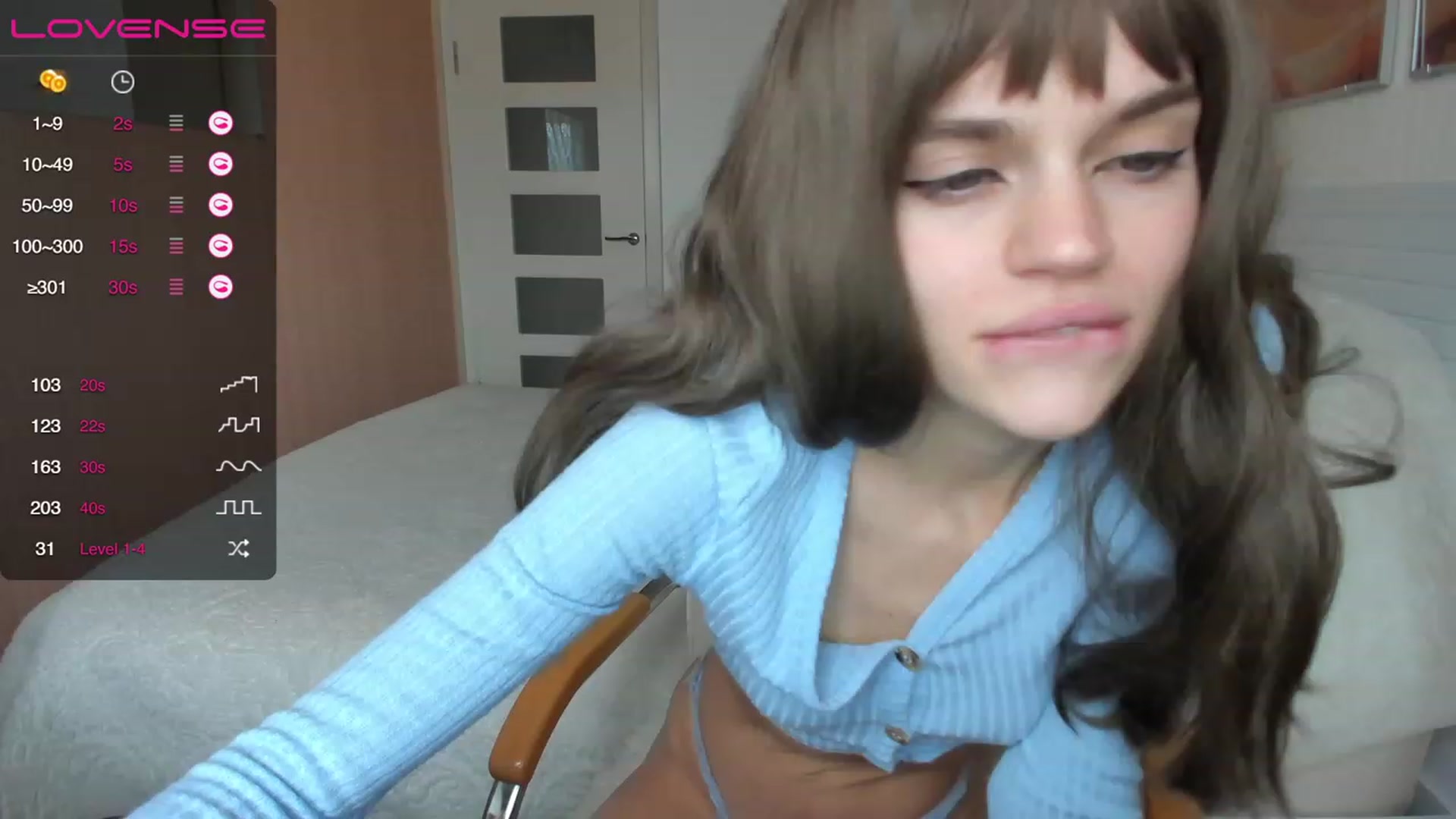 Gallery image thumbnail from Ana_bananana's myfreecams stream on, 12/12/2022, 07:43 image 16 of 20