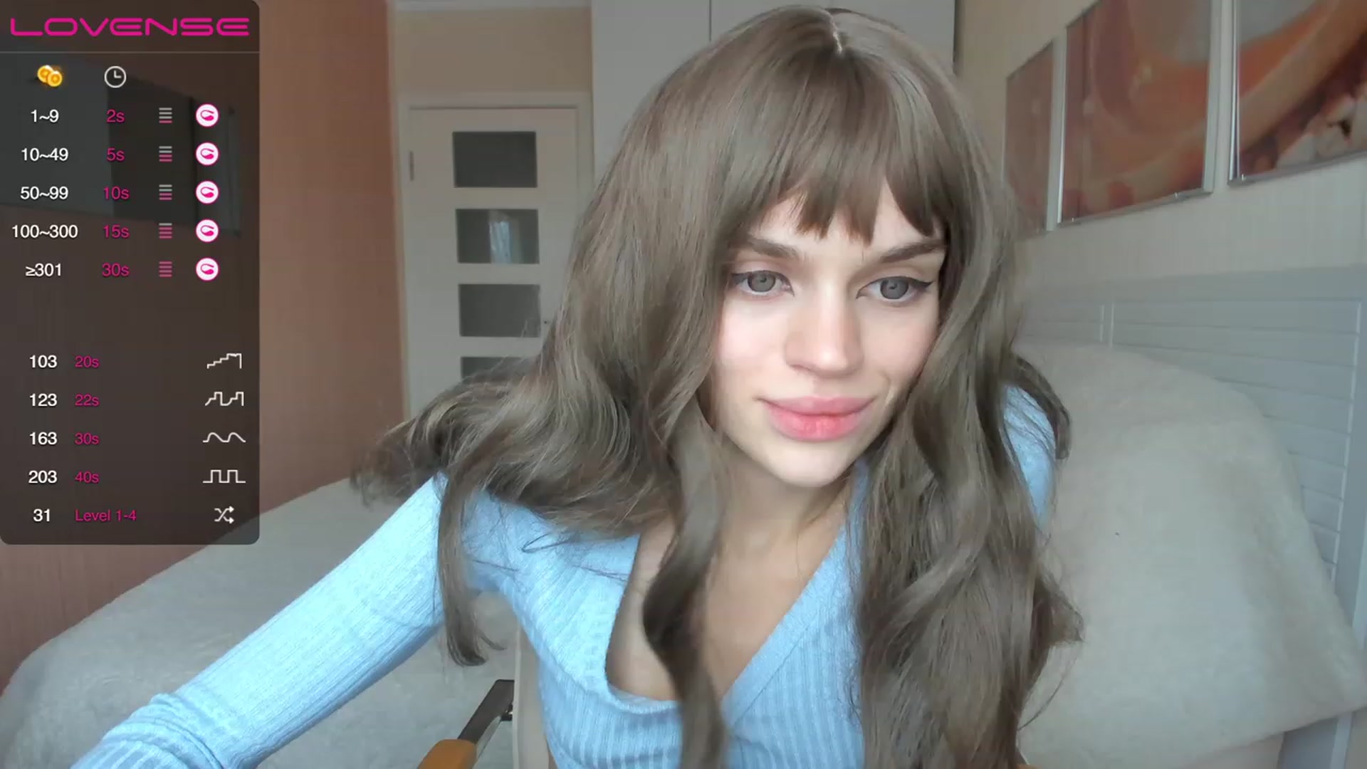 Gallery image thumbnail from Ana_bananana's myfreecams stream on, 12/12/2022, 07:43 image 5 of 20