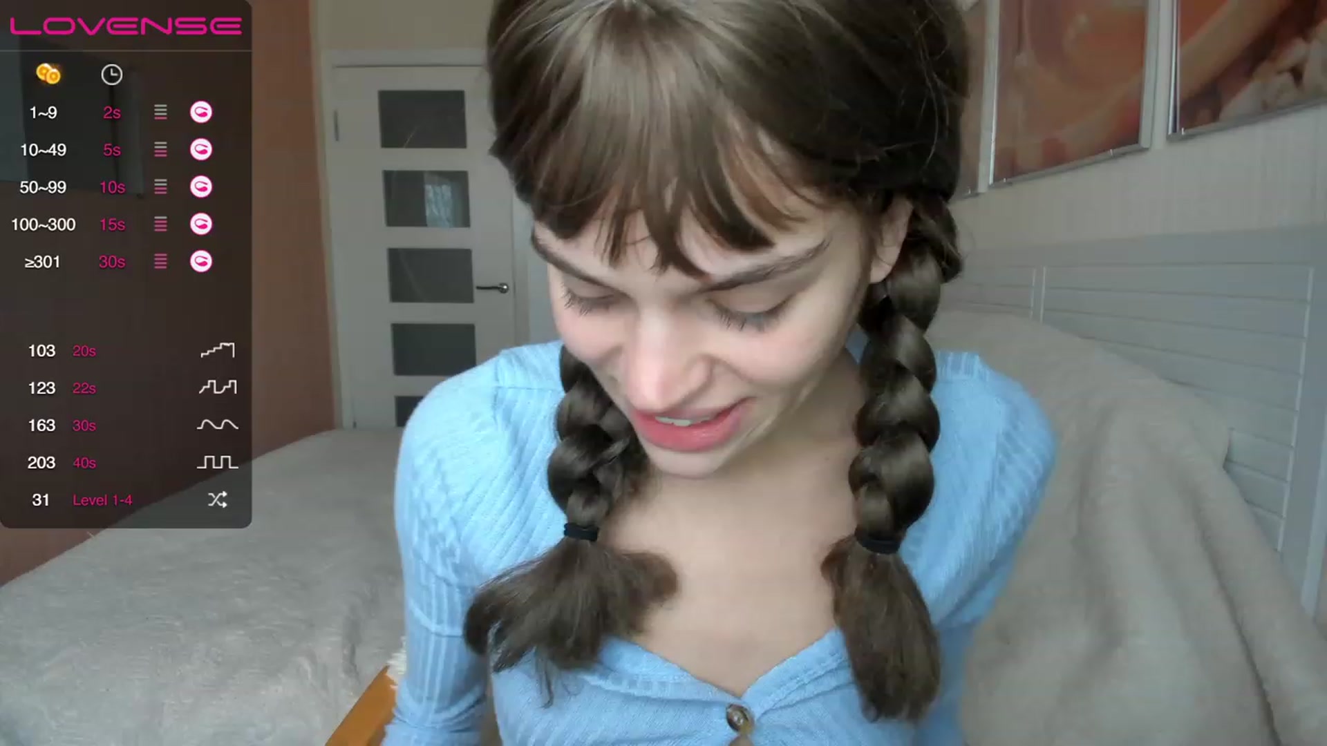 Gallery image thumbnail from Ana_bananana's myfreecams stream on, 12/15/2022, 07:14 image 4 of 20