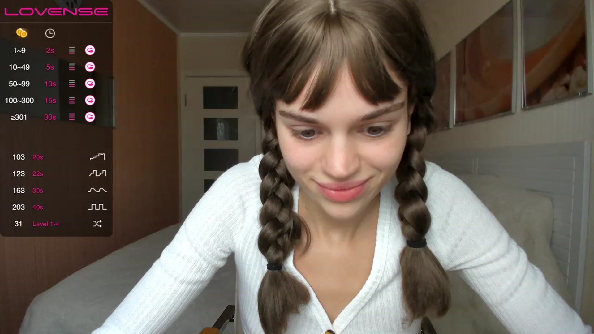 Gallery image thumbnail from Ana_bananana's myfreecams stream on, 12/16/2022, 07:48 image 4 of 20