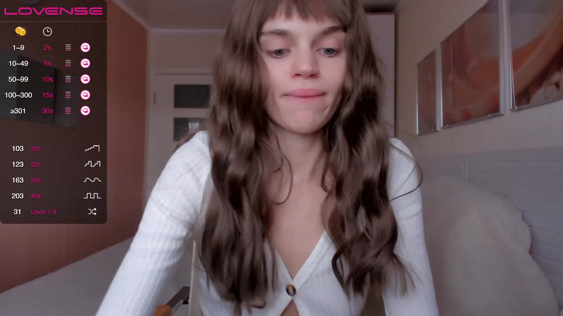 Gallery image thumbnail from Ana_bananana's myfreecams stream on, 02/03/2023, 07:07 image 10 of 20