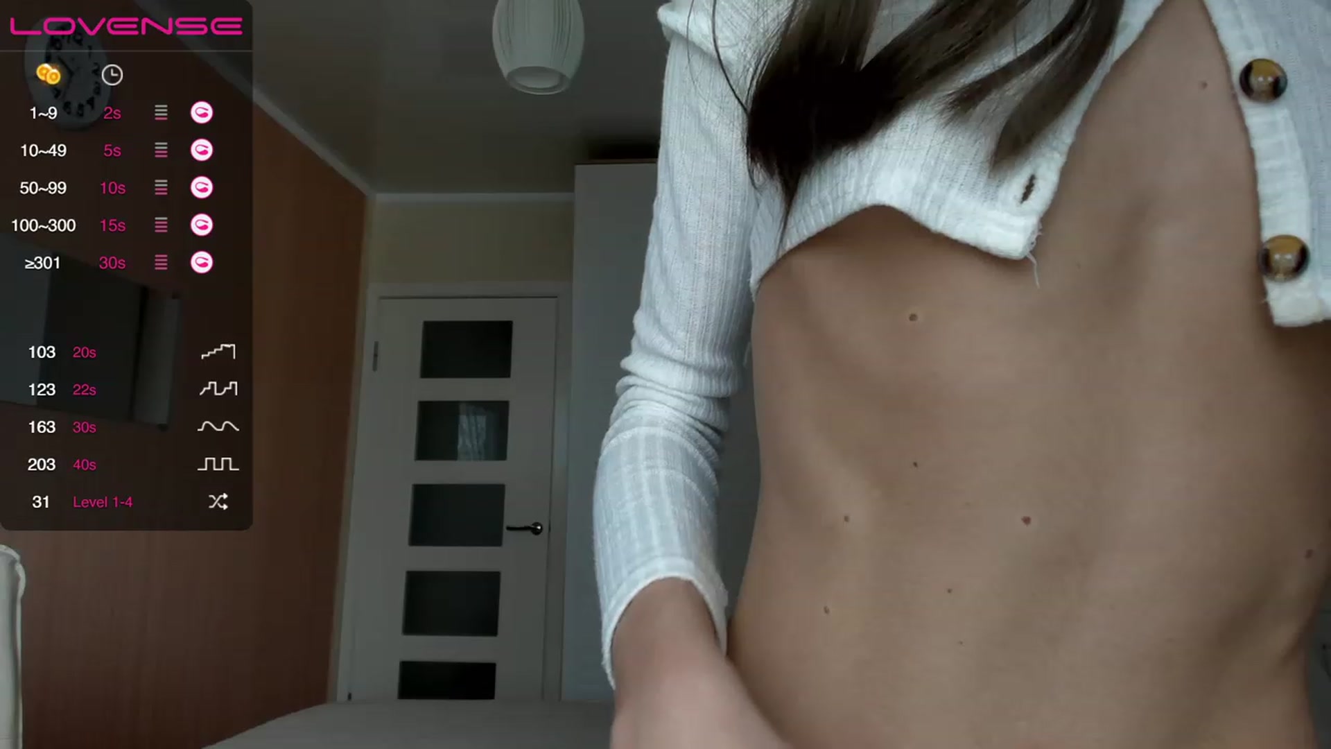 Gallery image thumbnail from Ana_bananana's myfreecams stream on, 02/06/2023, 07:06 image 7 of 20