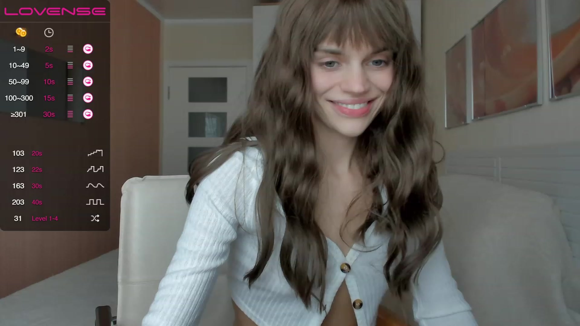 Gallery image thumbnail from Ana_bananana's myfreecams stream on, 02/06/2023, 07:06 image 16 of 20