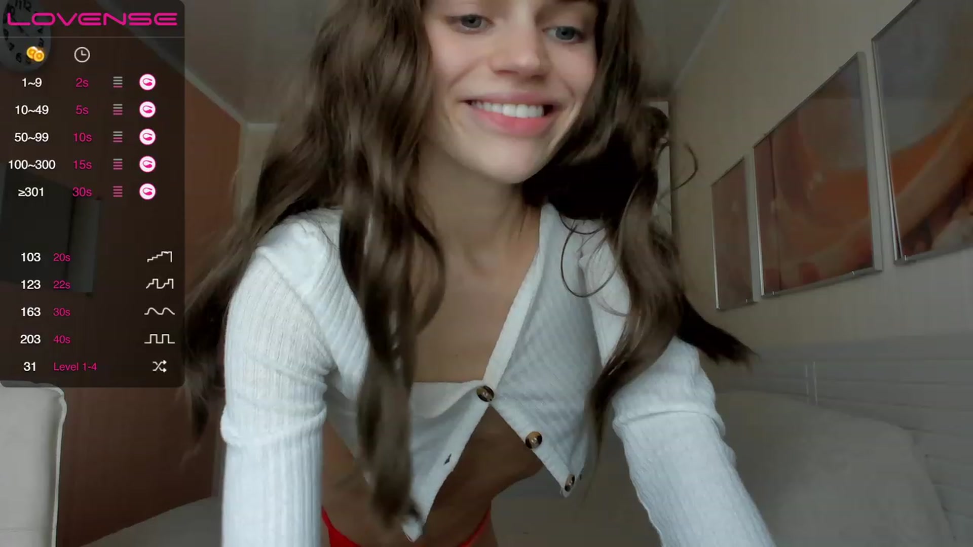 Gallery image thumbnail from Ana_bananana's myfreecams stream on, 02/06/2023, 07:06 image 13 of 20
