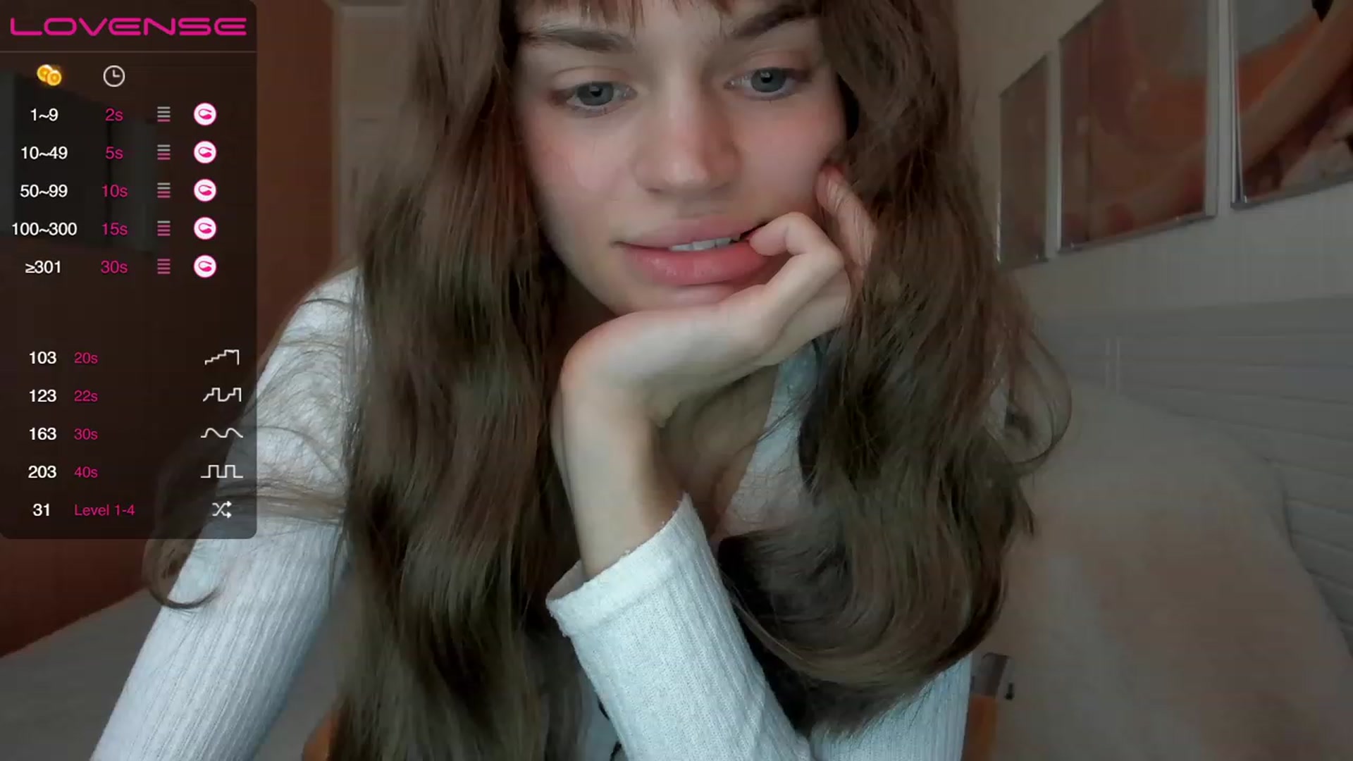Gallery image thumbnail from Ana_bananana's myfreecams stream on, 02/13/2023, 06:05 image 14 of 20