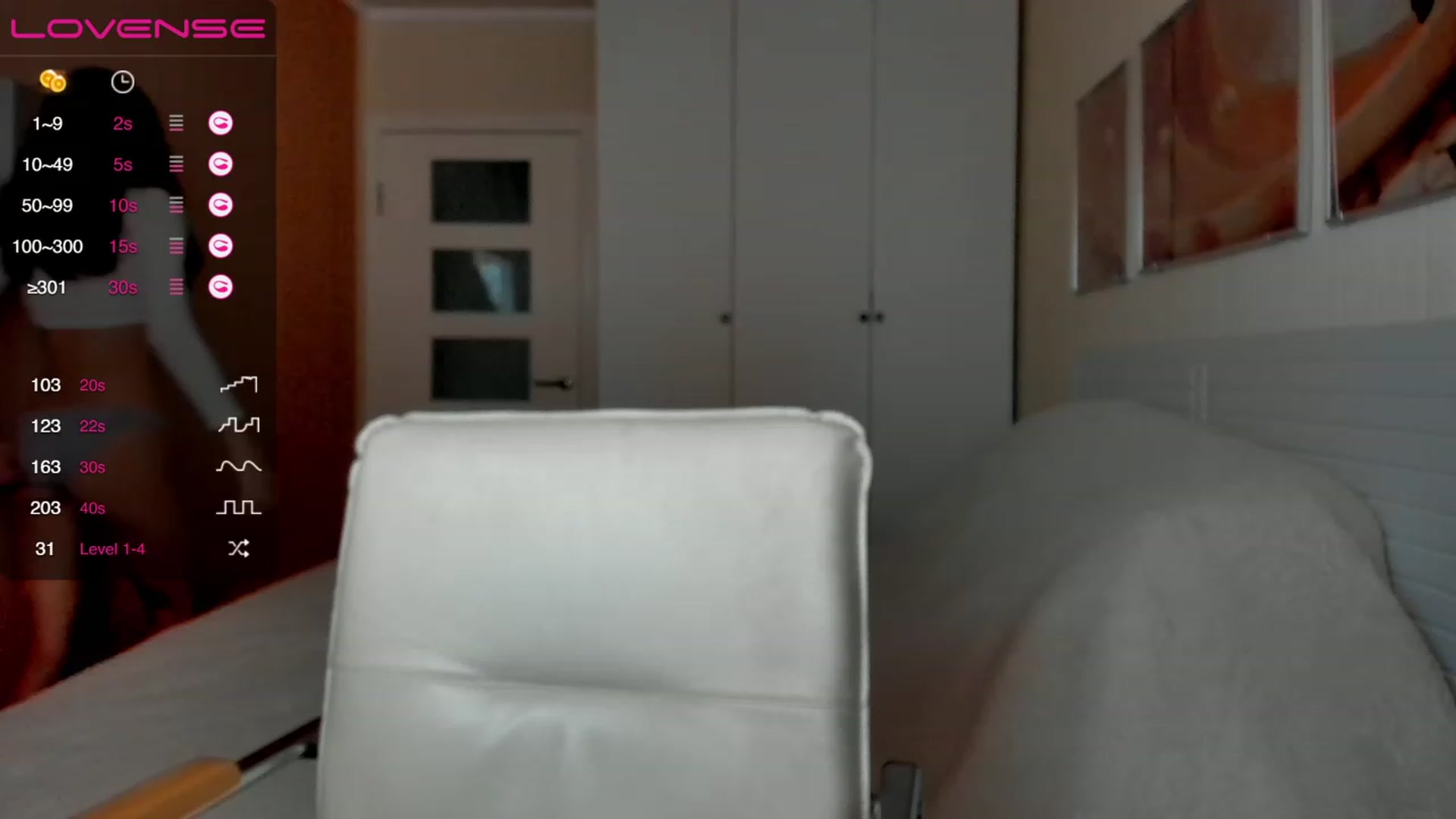 Gallery image thumbnail from Ana_bananana's myfreecams stream on, 02/13/2023, 06:05 image 15 of 20