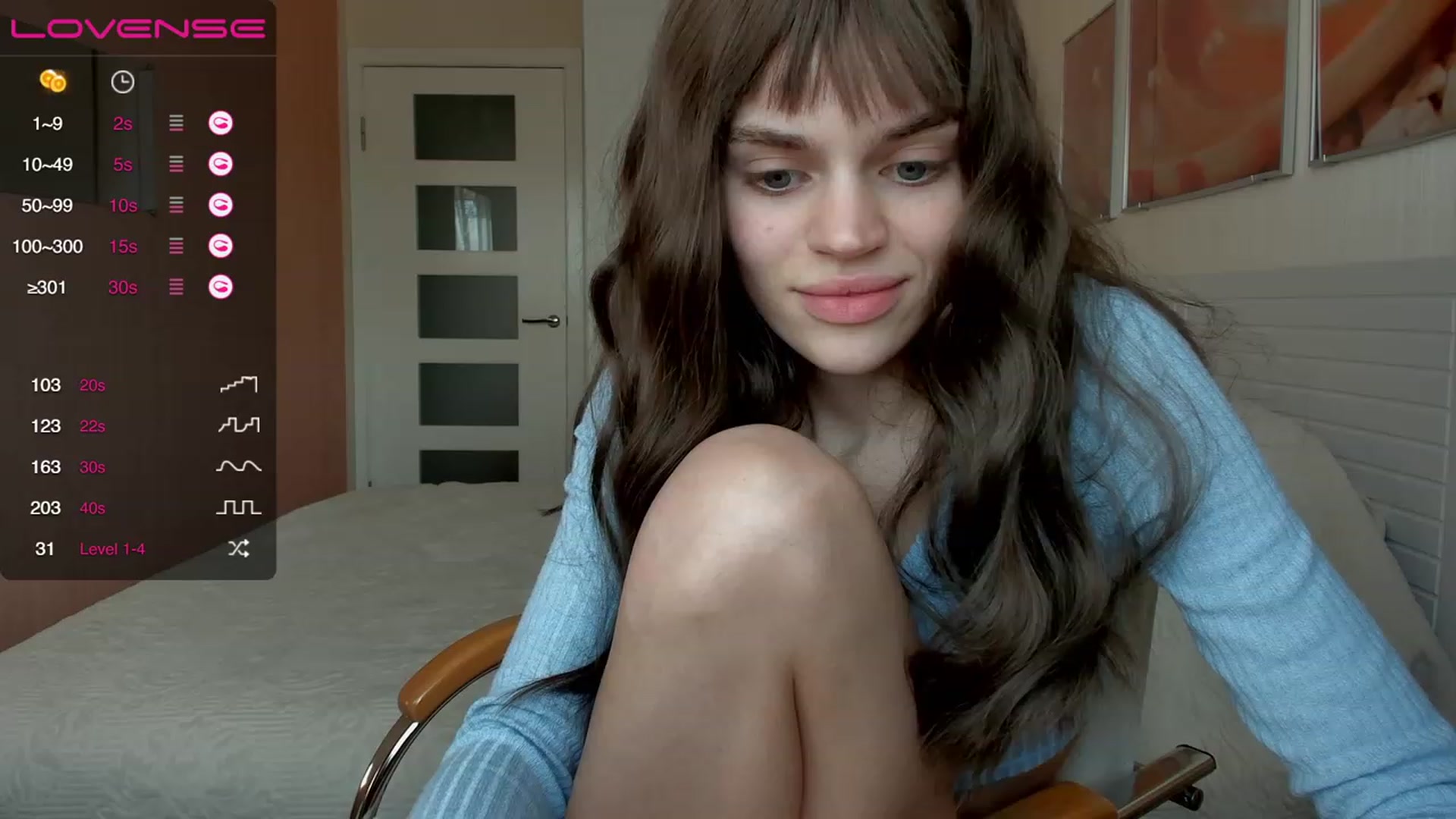Gallery image thumbnail from Ana_bananana's myfreecams stream on, 03/16/2023, 06:28 image 11 of 20