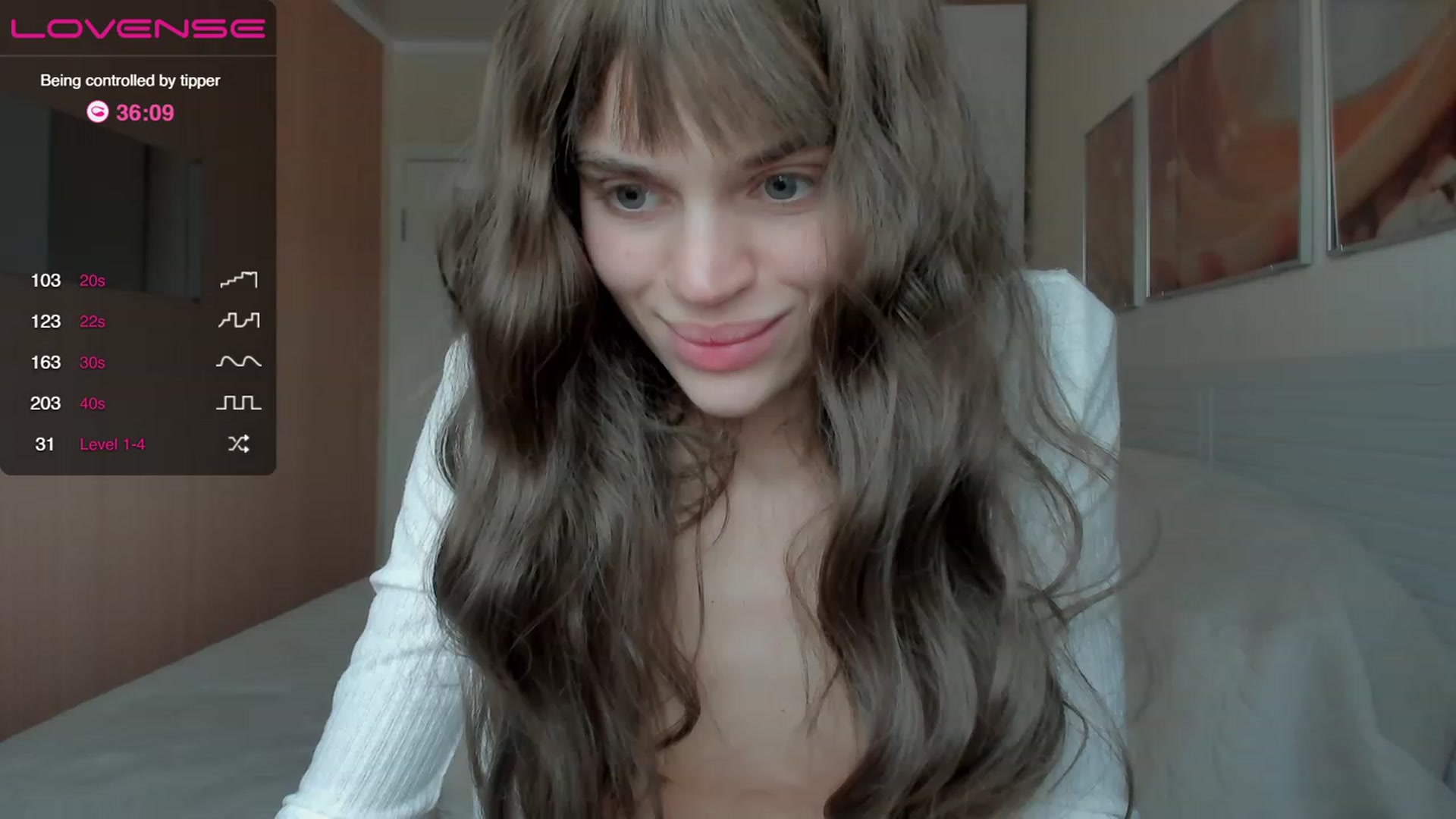 Gallery image thumbnail from Ana_bananana's myfreecams stream on, 03/17/2023, 07:21 image 8 of 20