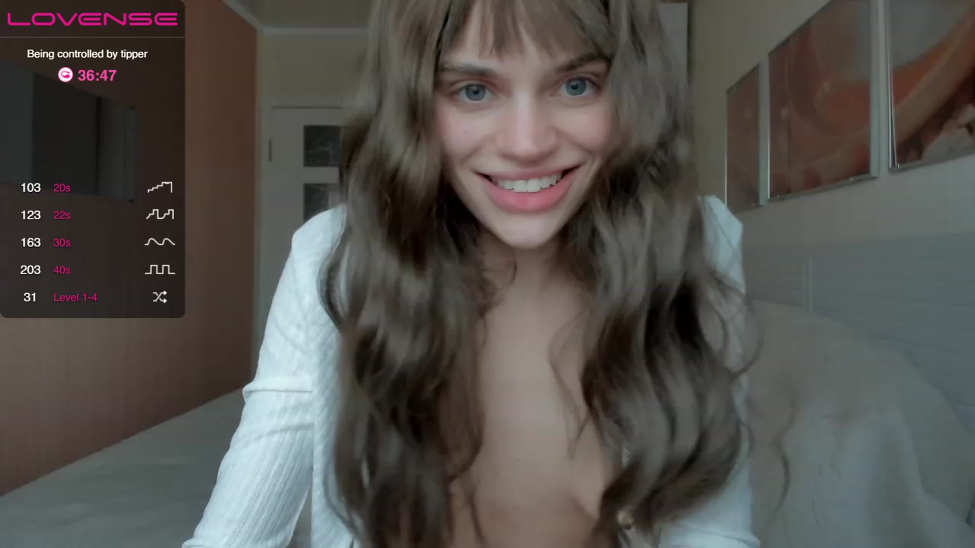 Gallery image thumbnail from Ana_bananana's myfreecams stream on, 03/17/2023, 07:21 image 9 of 20