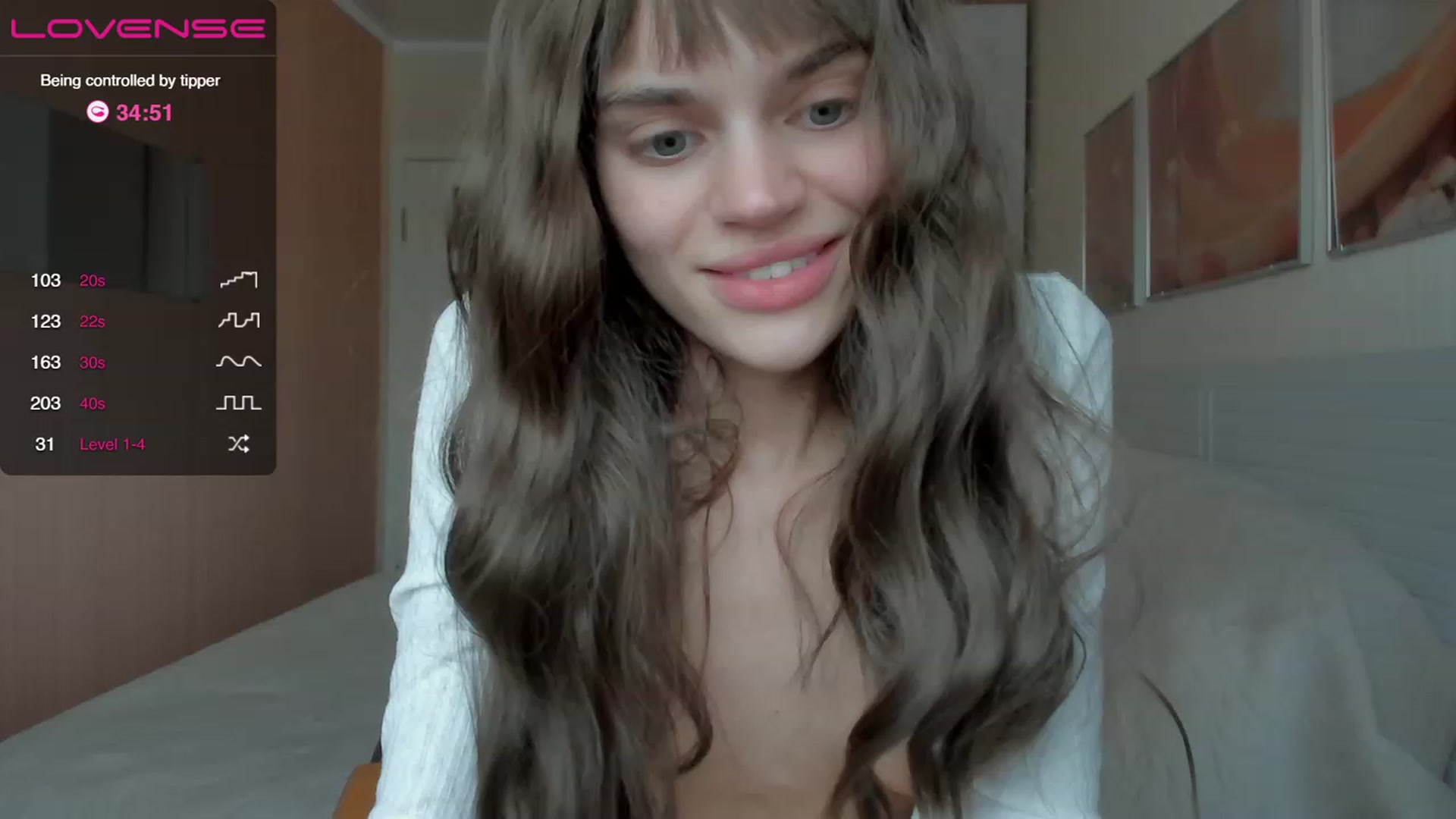 Gallery image thumbnail from Ana_bananana's myfreecams stream on, 03/17/2023, 07:21 image 6 of 20