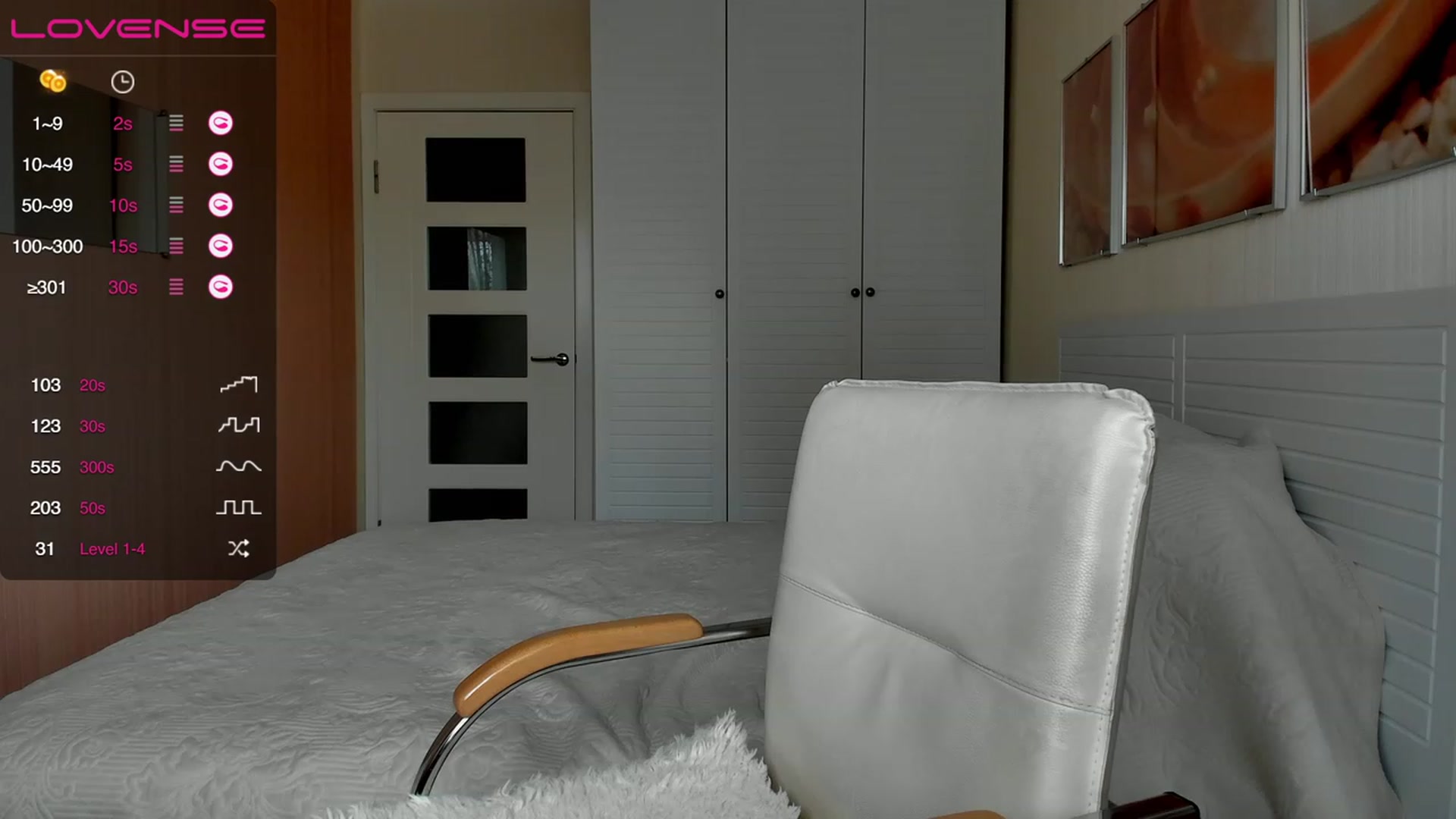 Gallery image thumbnail from Ana_bananana's myfreecams stream on, 04/15/2023, 07:42 image 6 of 20