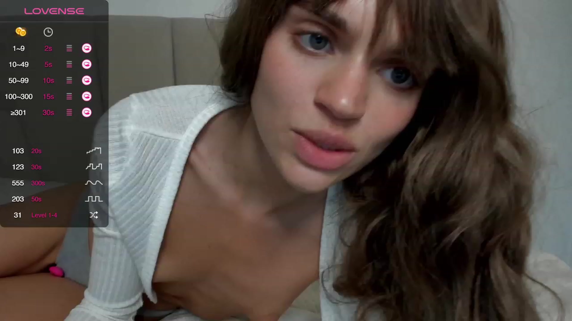 Gallery image thumbnail from Ana_bananana's myfreecams stream on, 09/07/2023, 08:23 image 15 of 20