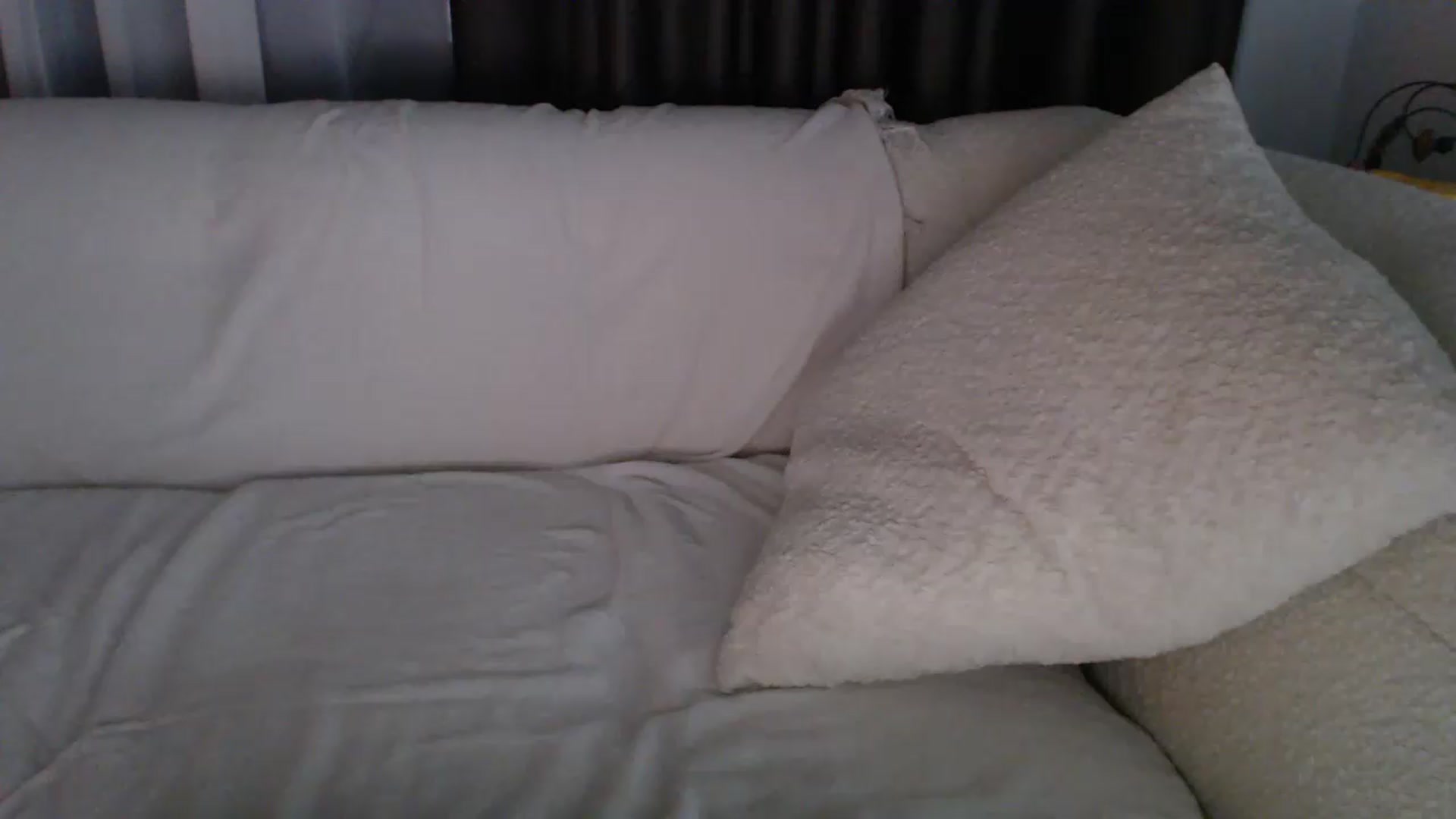 Gallery image thumbnail from Ana_white842's myfreecams stream on, 07/20/2026, 20:10 image 14 of 20