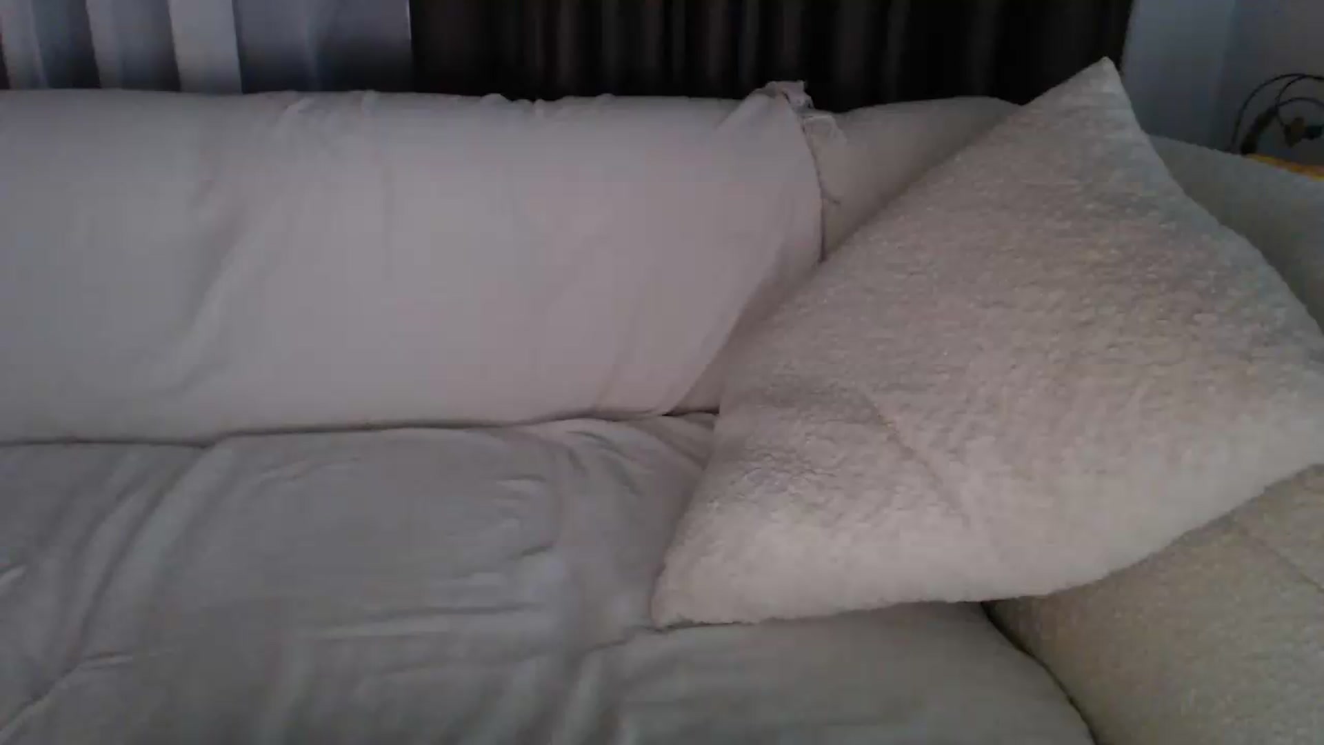 Gallery image thumbnail from Ana_white842's myfreecams stream on, 07/20/2026, 20:10 image 19 of 20