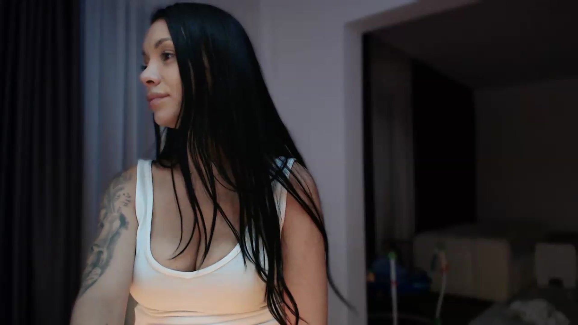 Gallery image thumbnail from Ana_white842's myfreecams stream on, 07/30/2026, 20:43 image 19 of 20